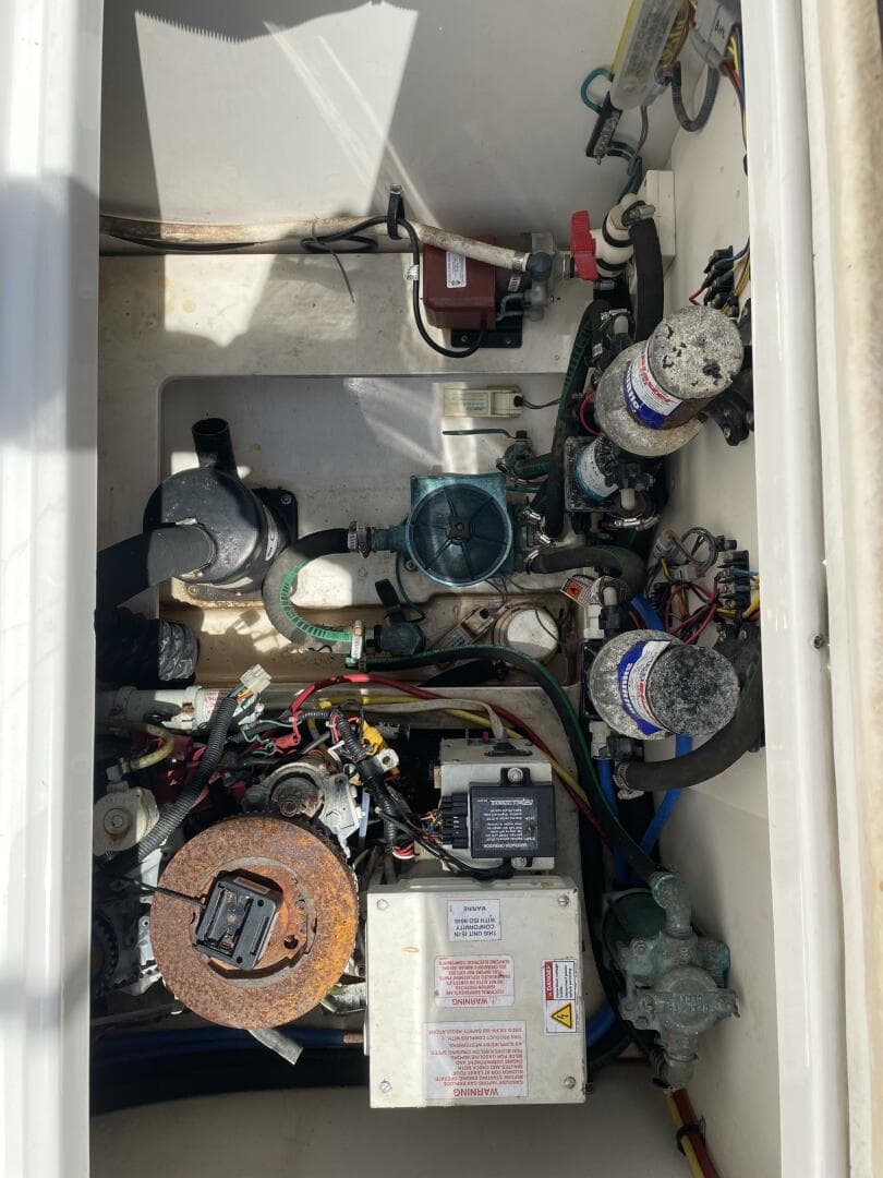 2013 Robalo R305 Walkaround