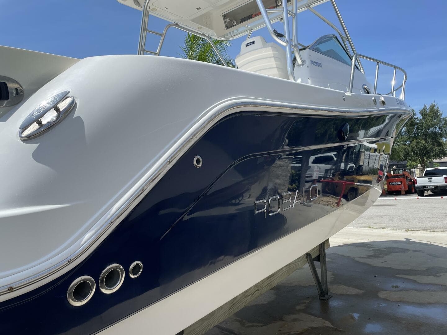 2013 Robalo R305 Walkaround