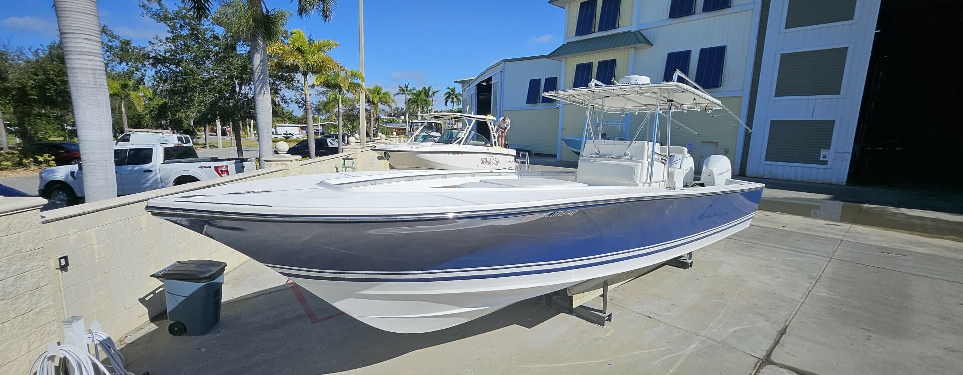 2007 SeaCraft SC32 Master Angler