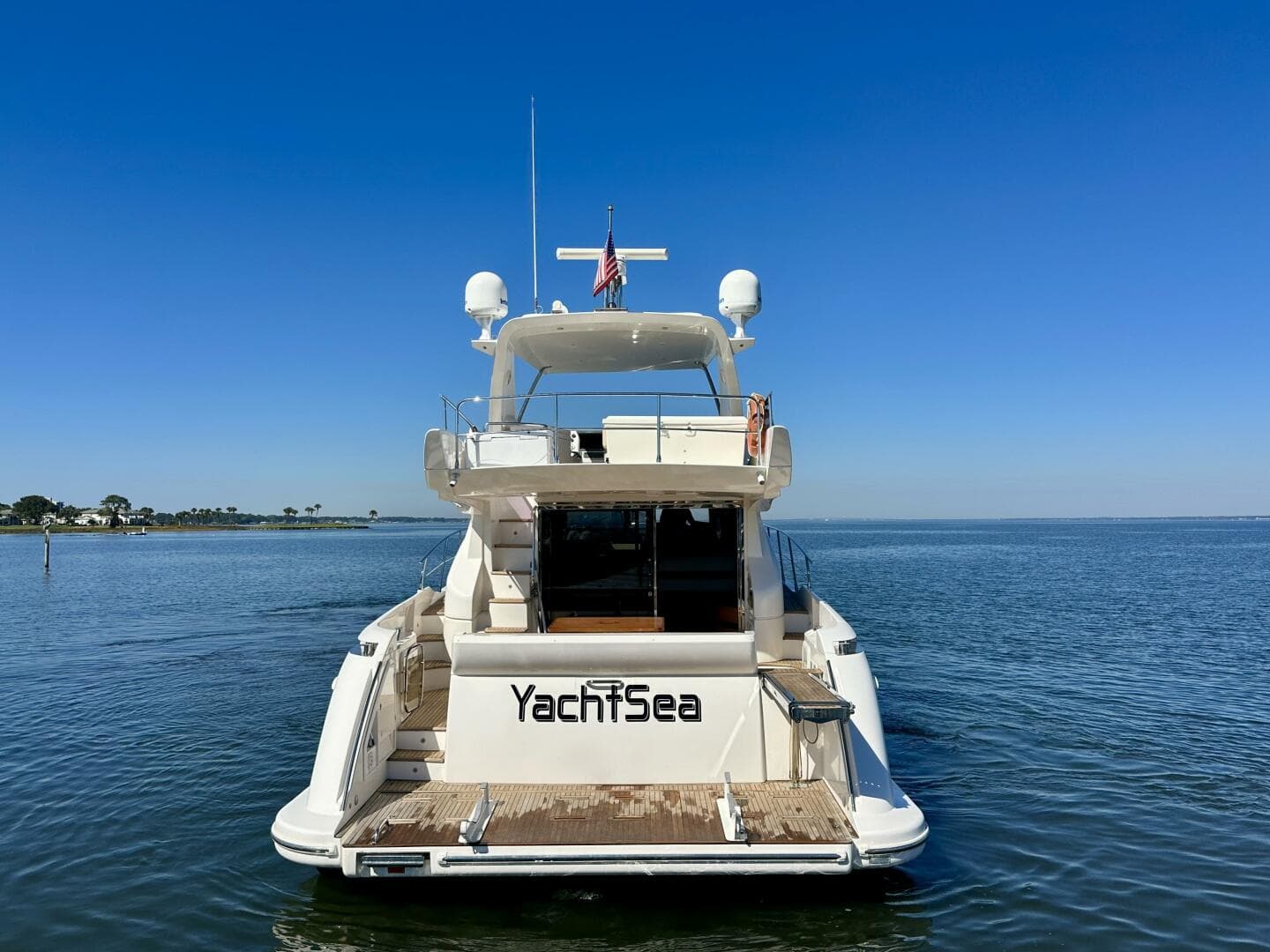 2011 Azimut 