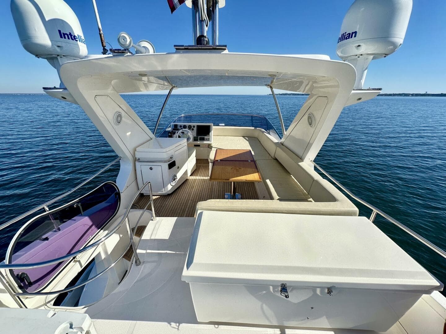 2011 Azimut 