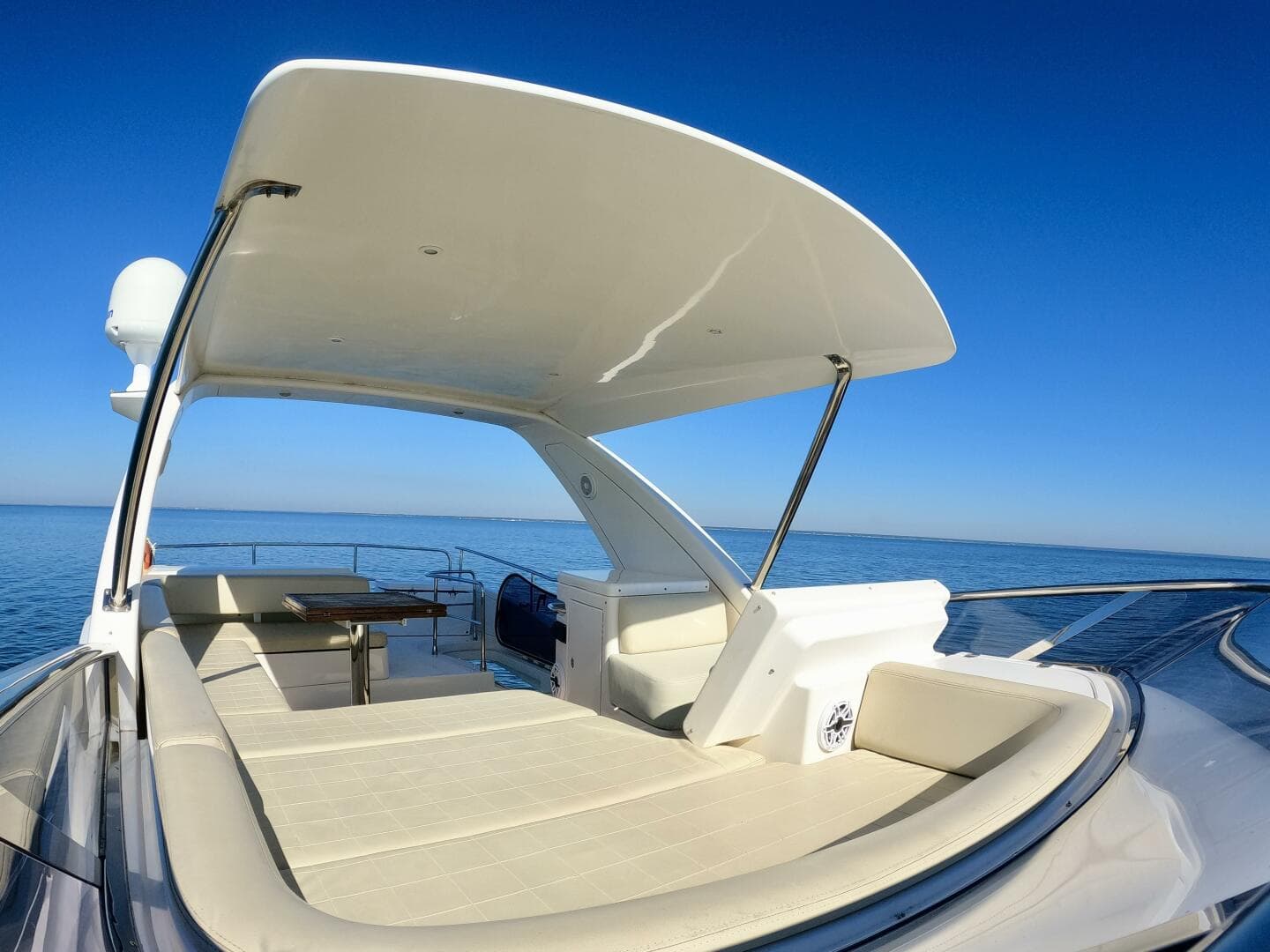 2011 Azimut 