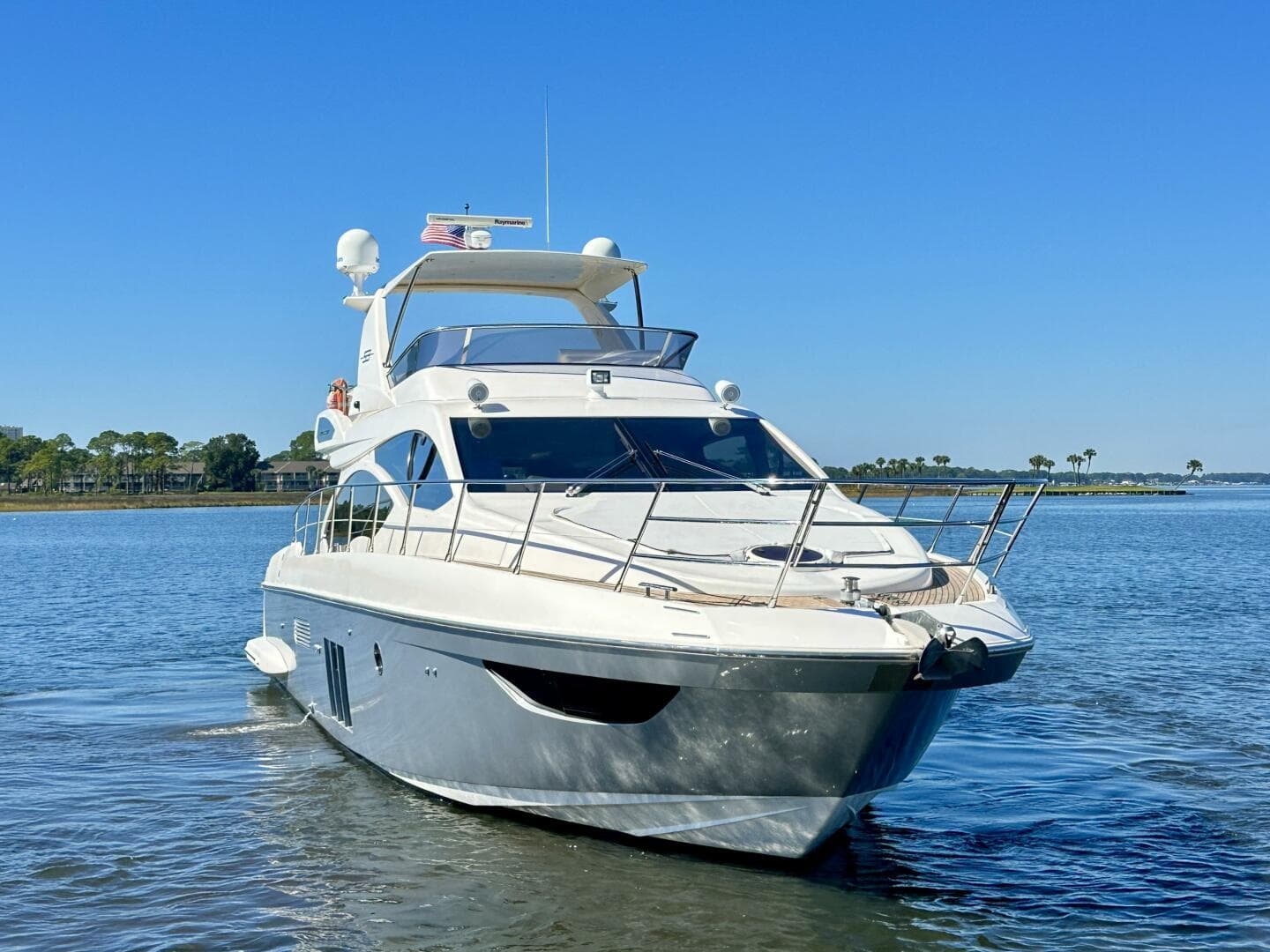 2011 Azimut 