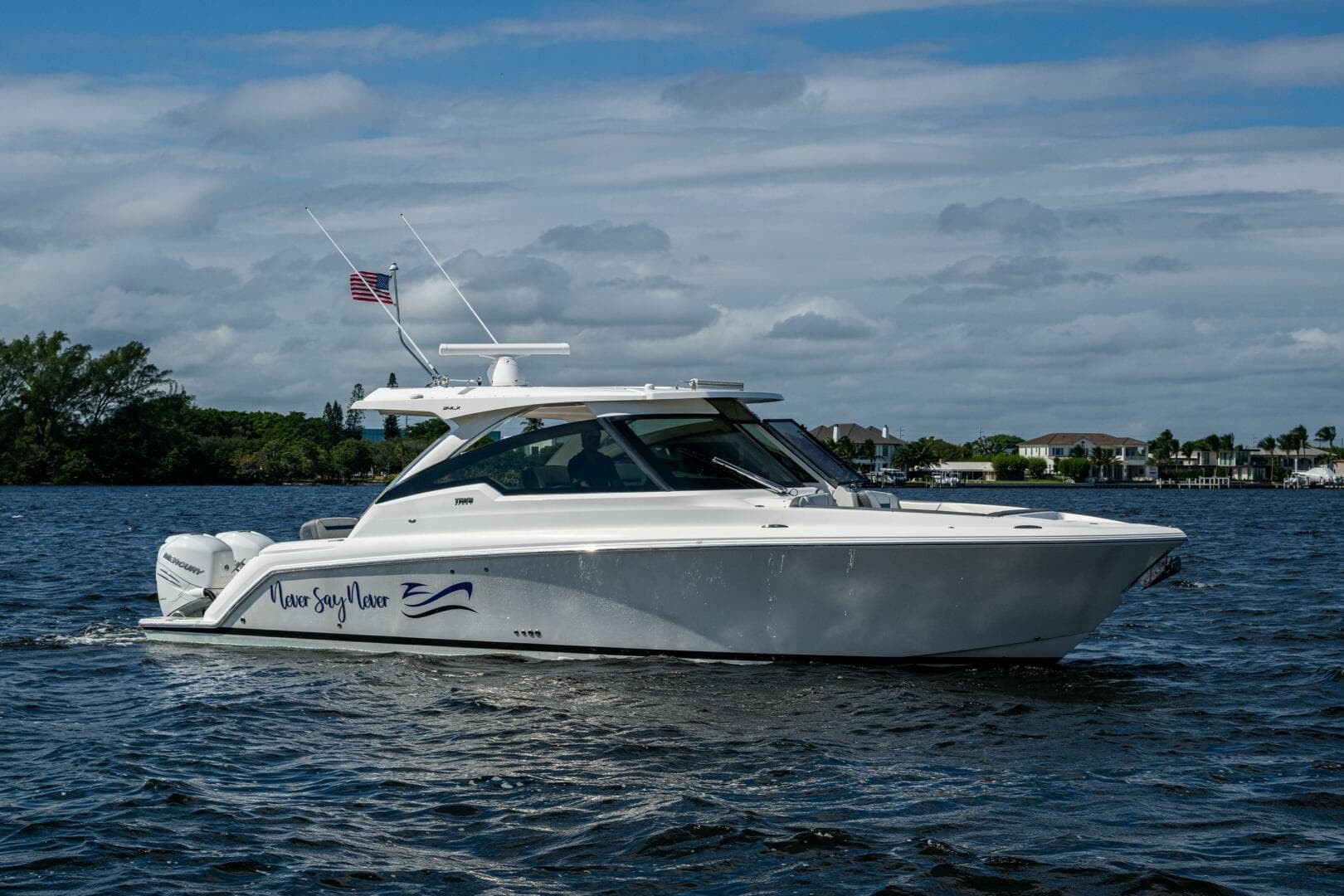 2021 Tiara Yachts 34 LX