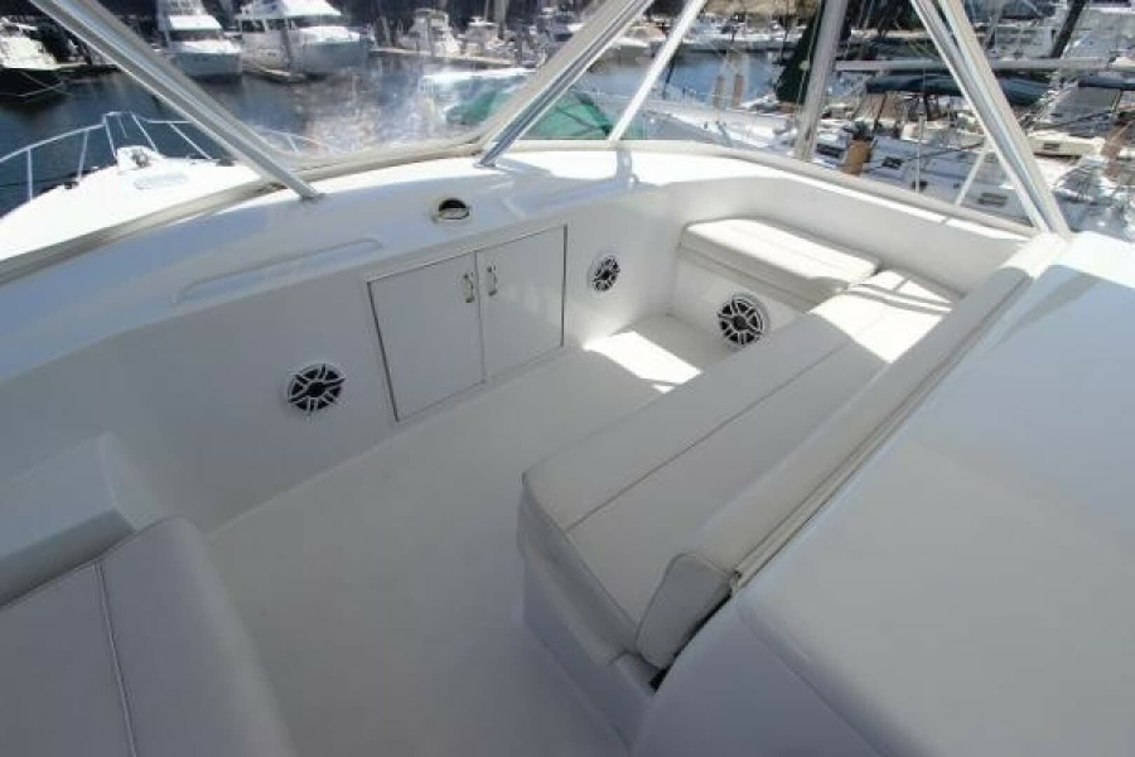 2004 Hatteras 60 Convertible