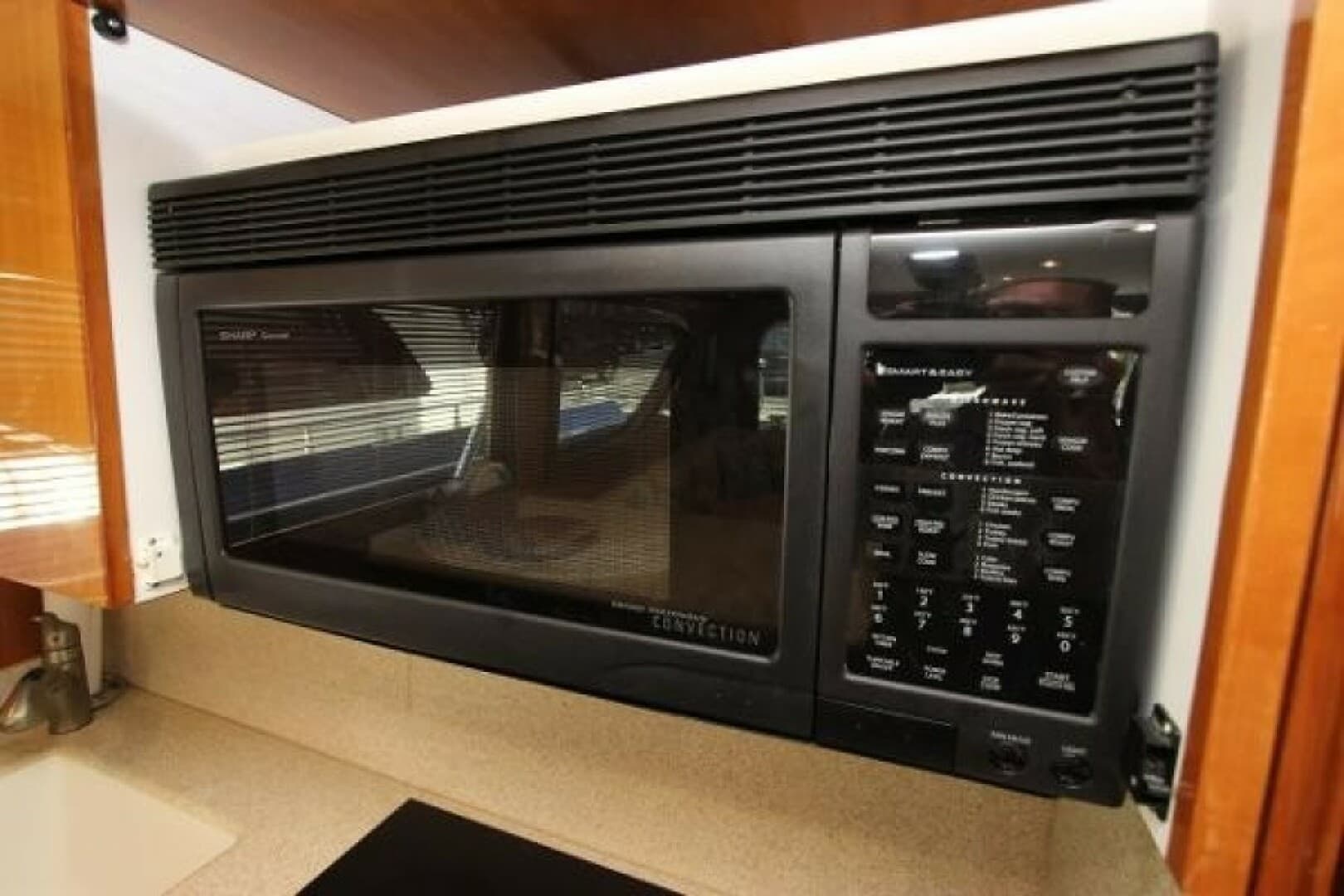 2004 Hatteras 60 Convertible