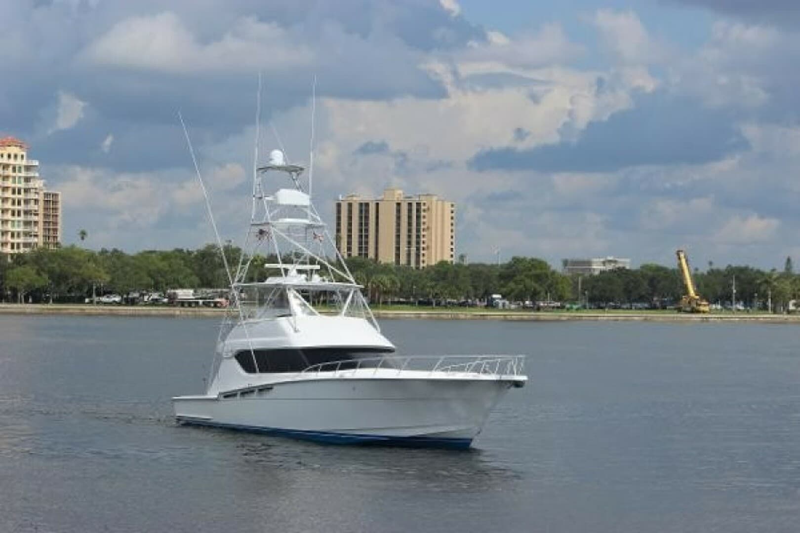 2004 Hatteras 60 Convertible