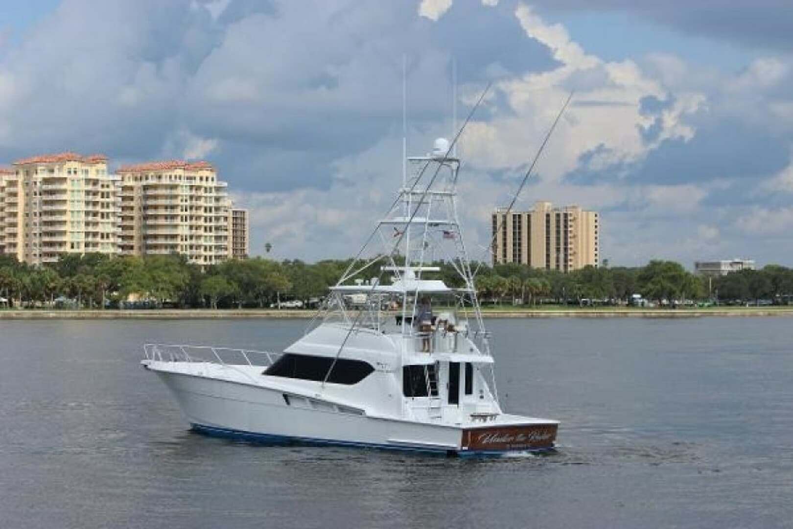 2004 Hatteras 60 Convertible