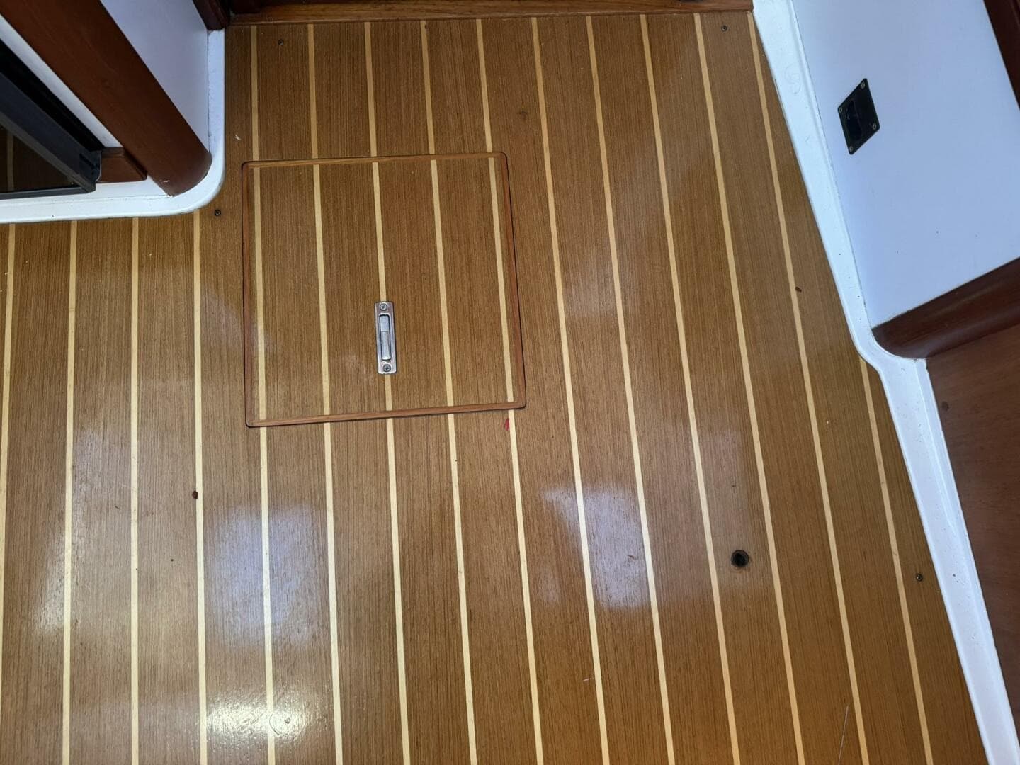 2001 Legacy Yachts Express