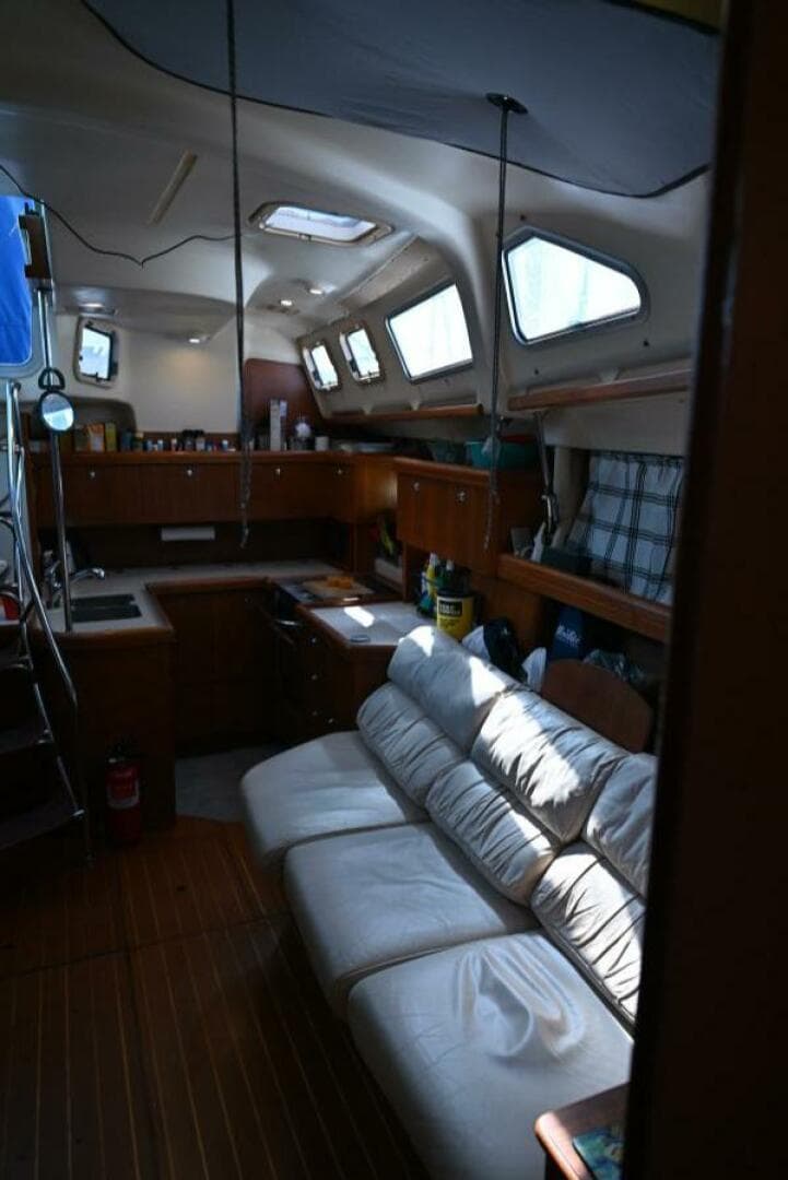 2003 Hunter 456