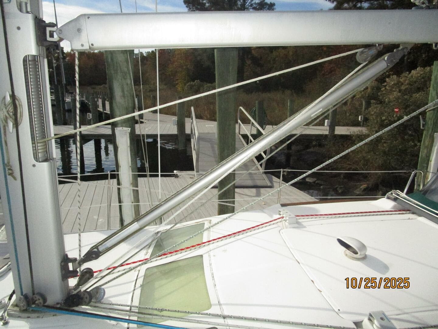 37' Beneteai boom vang1