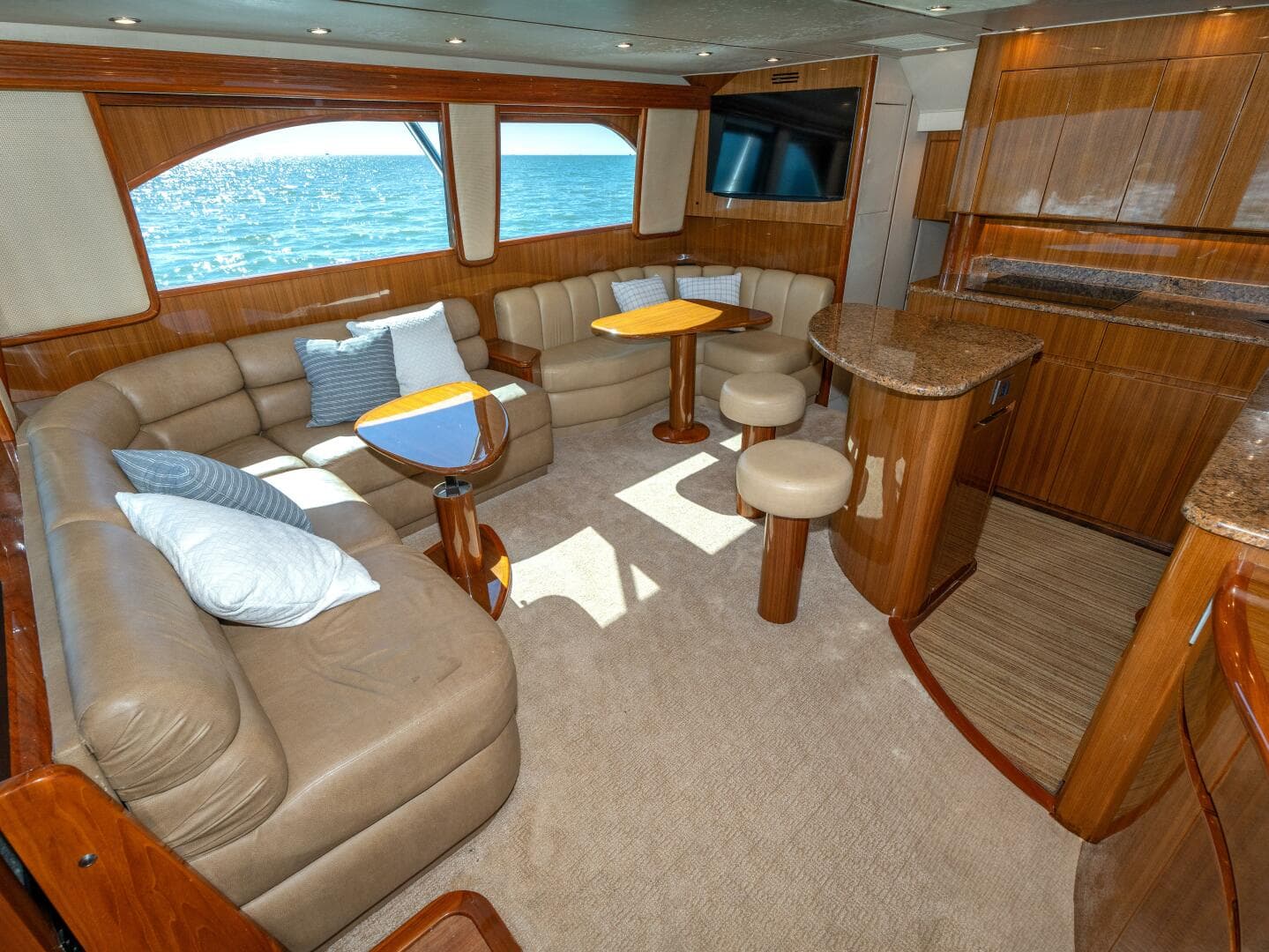 2009 Viking 50 Convertible