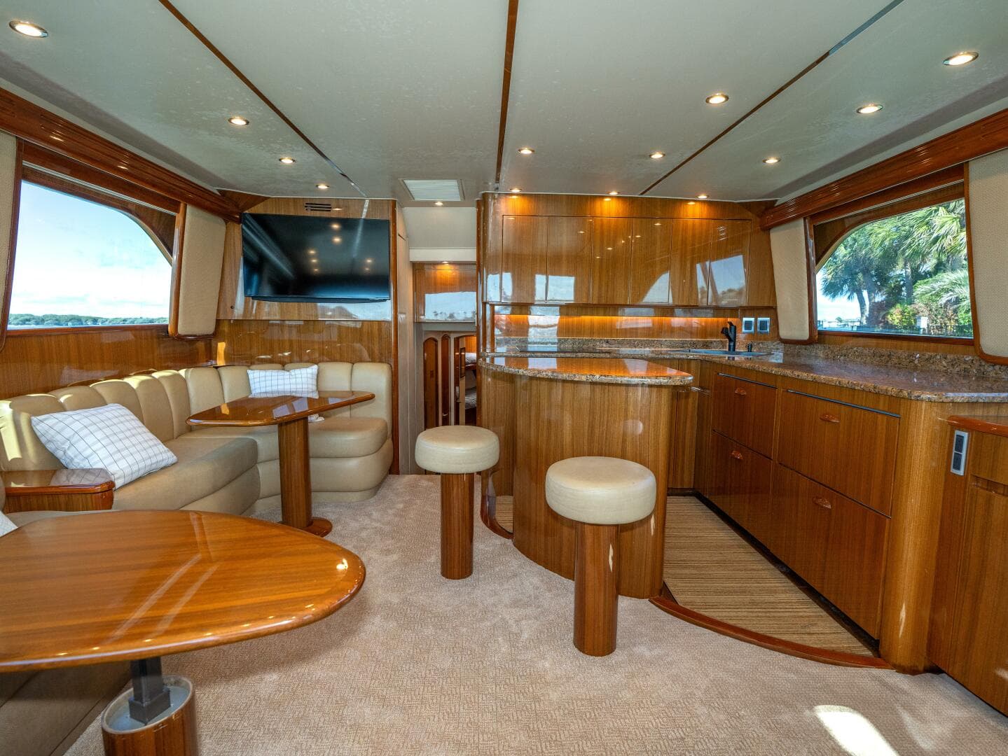 2009 Viking 50 Convertible