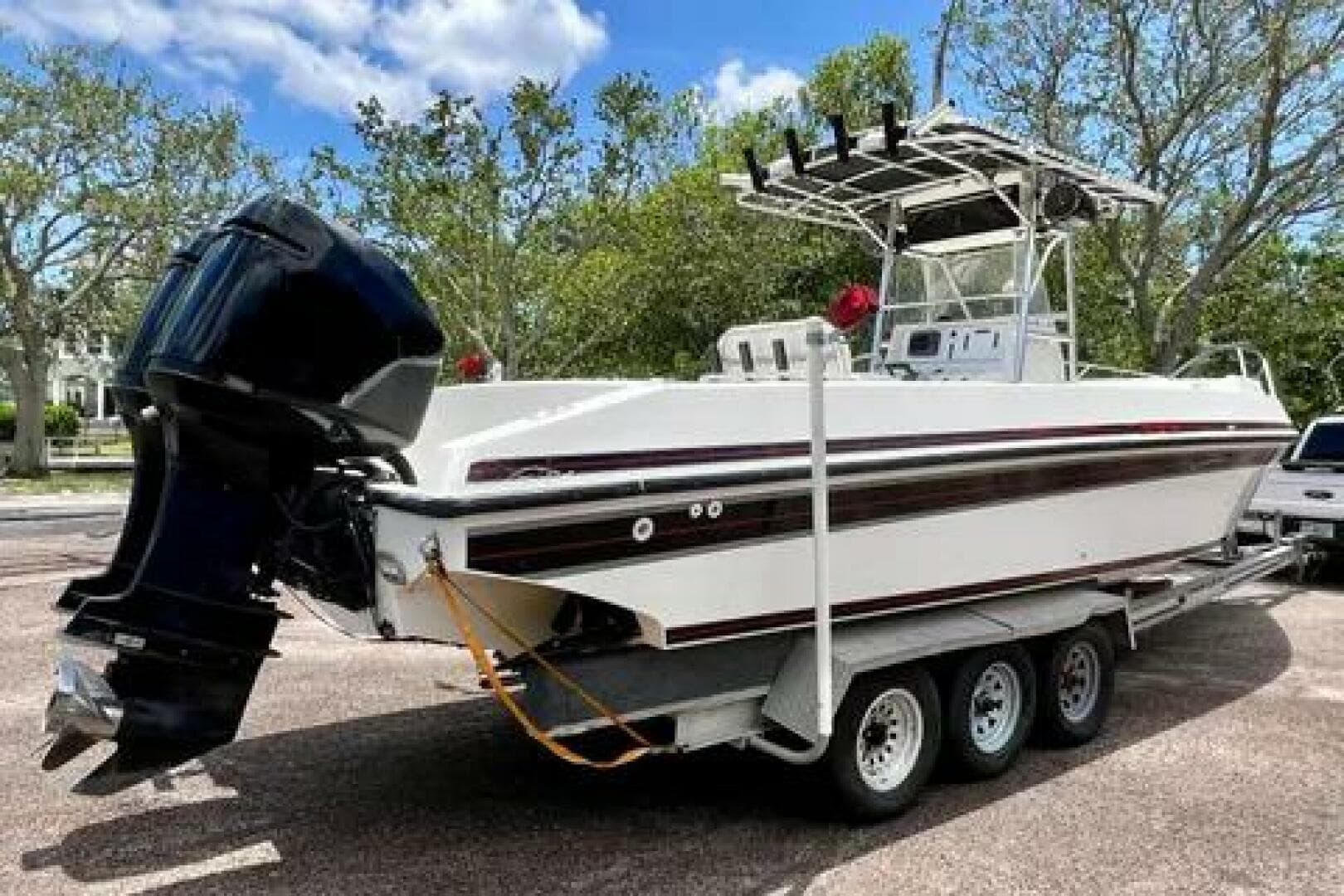 1994 Fountain 31 Center Console
