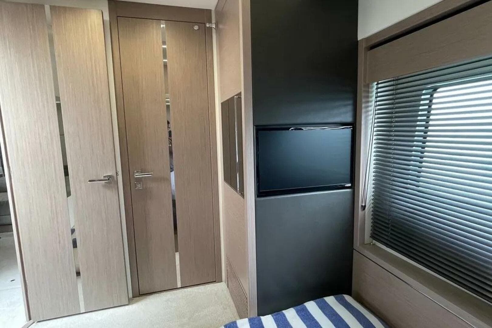 2020 Sunseeker 74 Sport Yacht