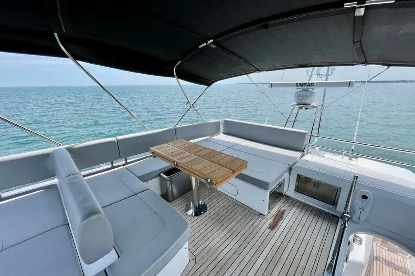 2020 Sunseeker 74 Sport Yacht