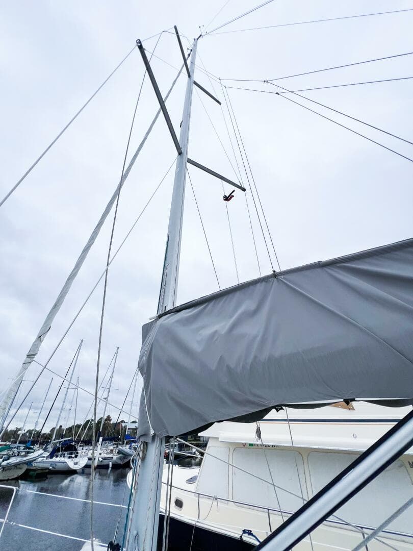 2007 Beneteau 373