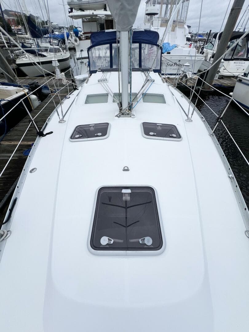 2007 Beneteau 373