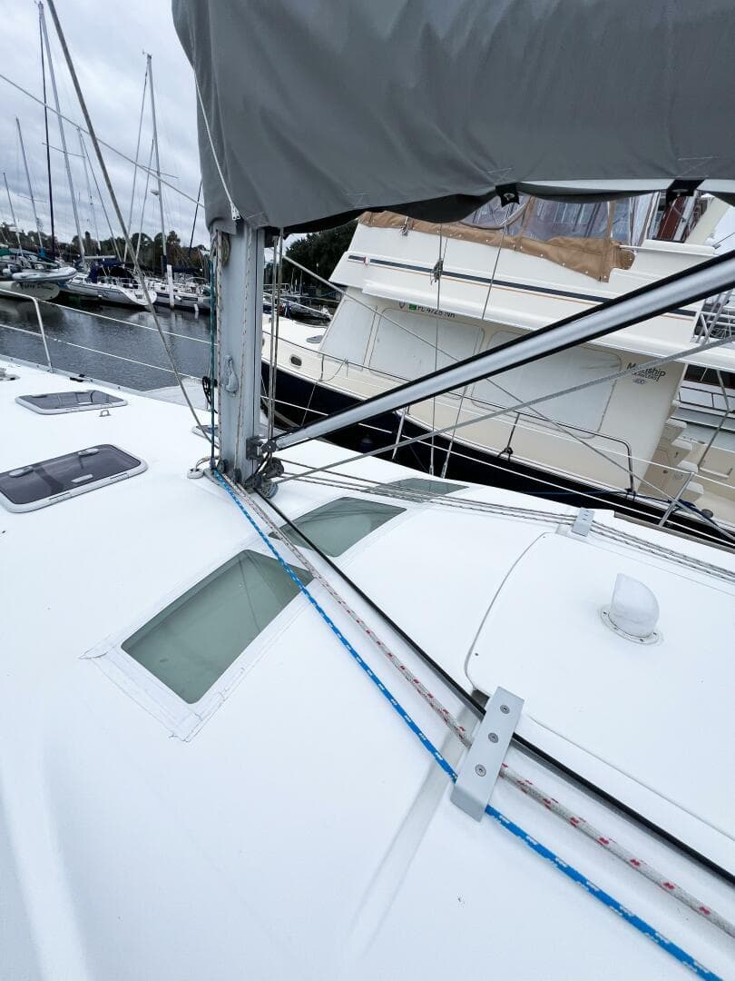 2007 Beneteau 373