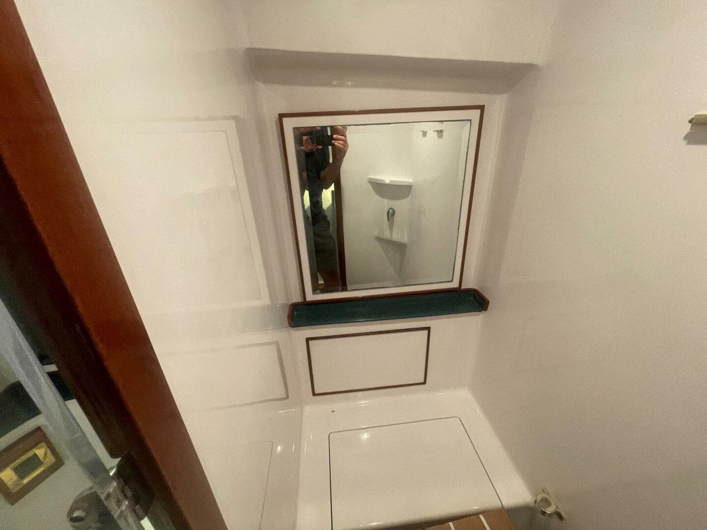 2005 Custom Carolina 40 DeSanti