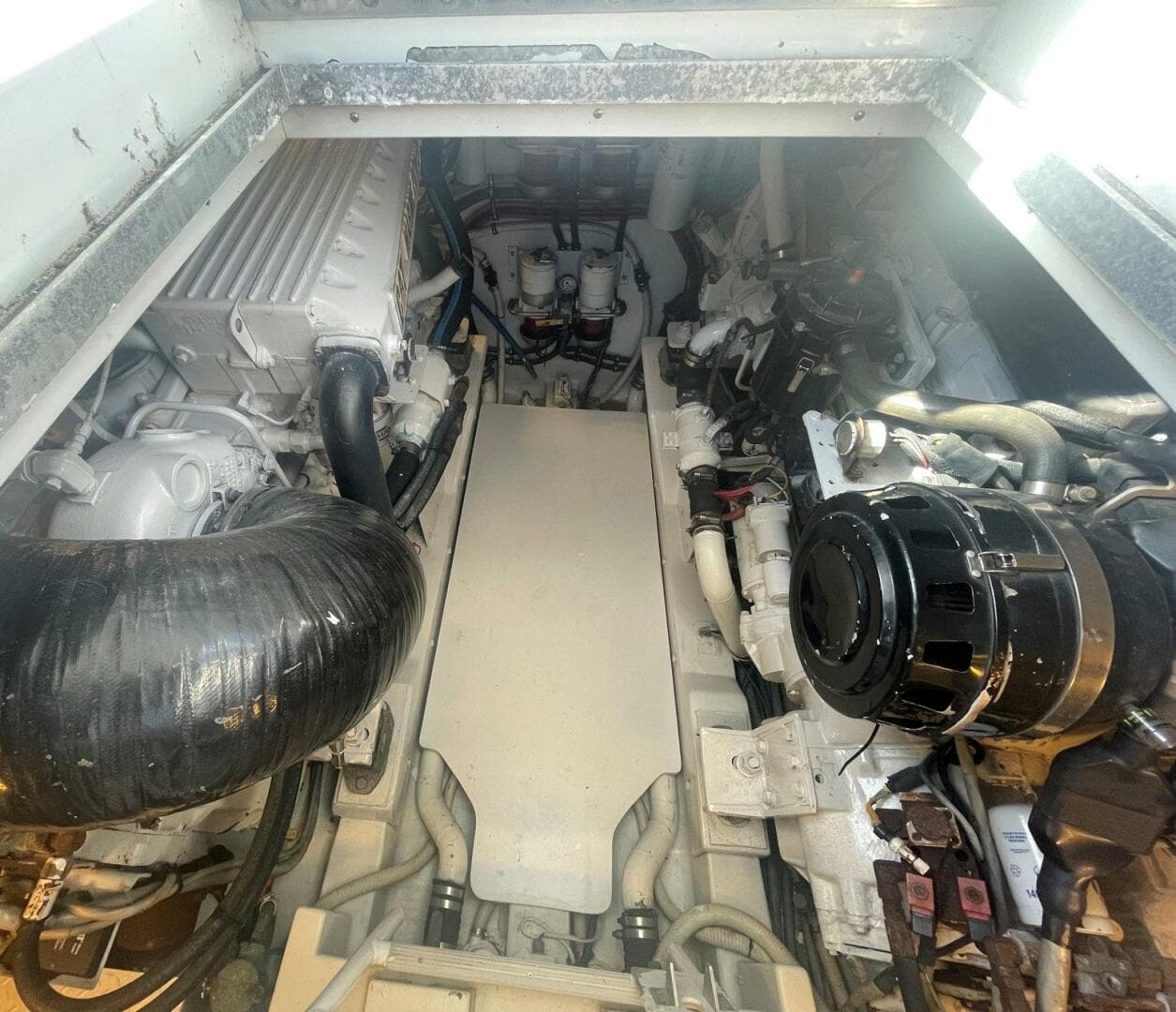 2005 Custom Carolina 40 DeSanti