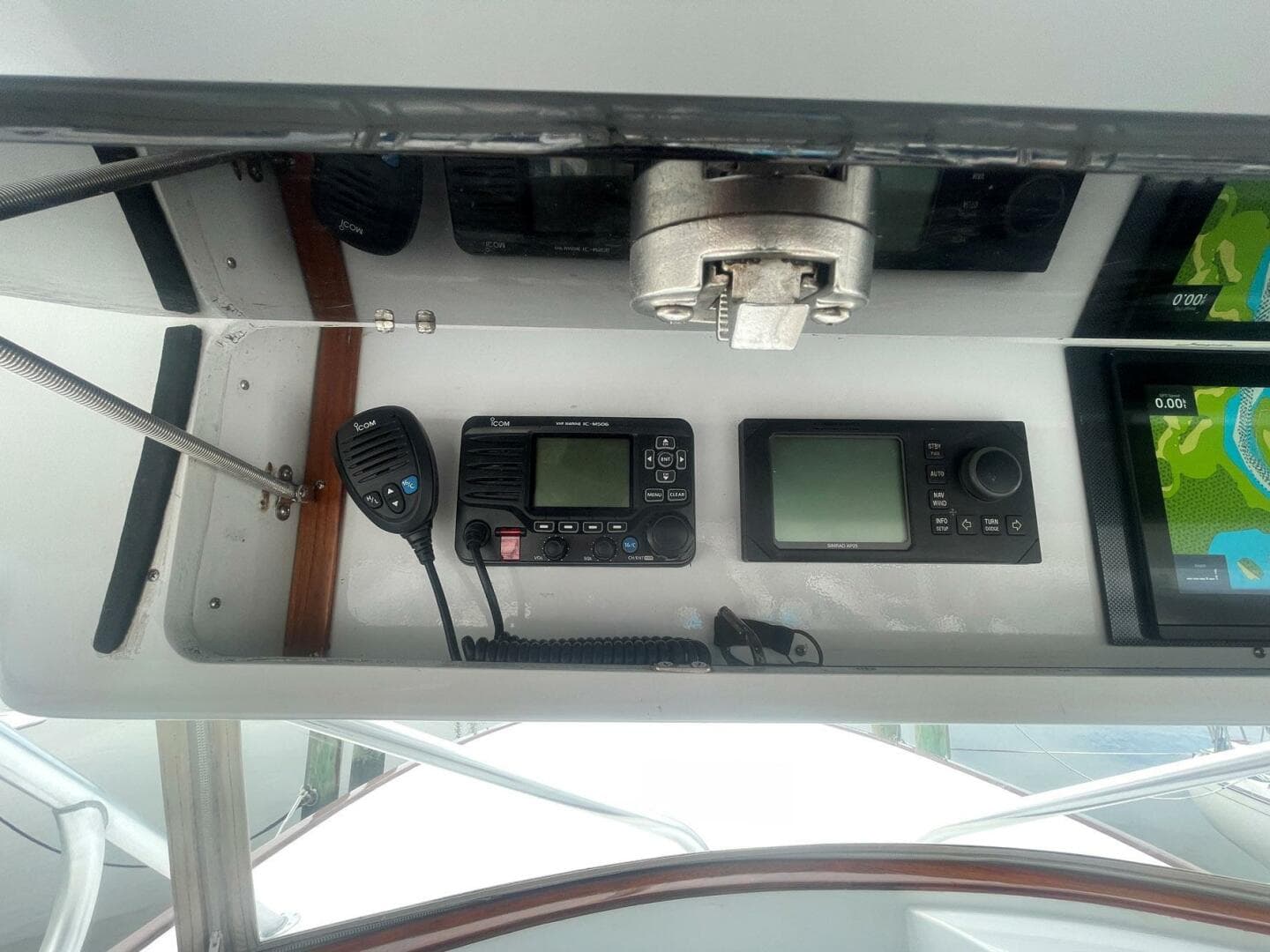 2005 Custom Carolina 40 DeSanti