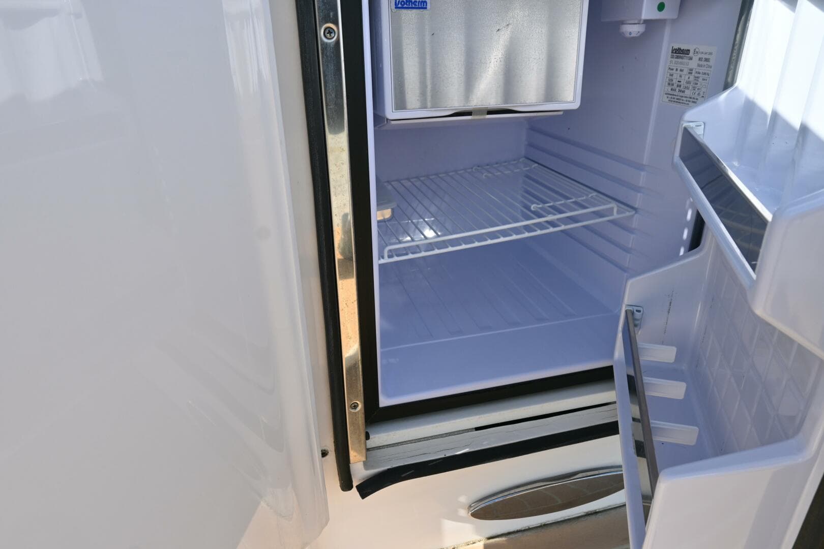 2017 Tiara Yachts 44 Coupe