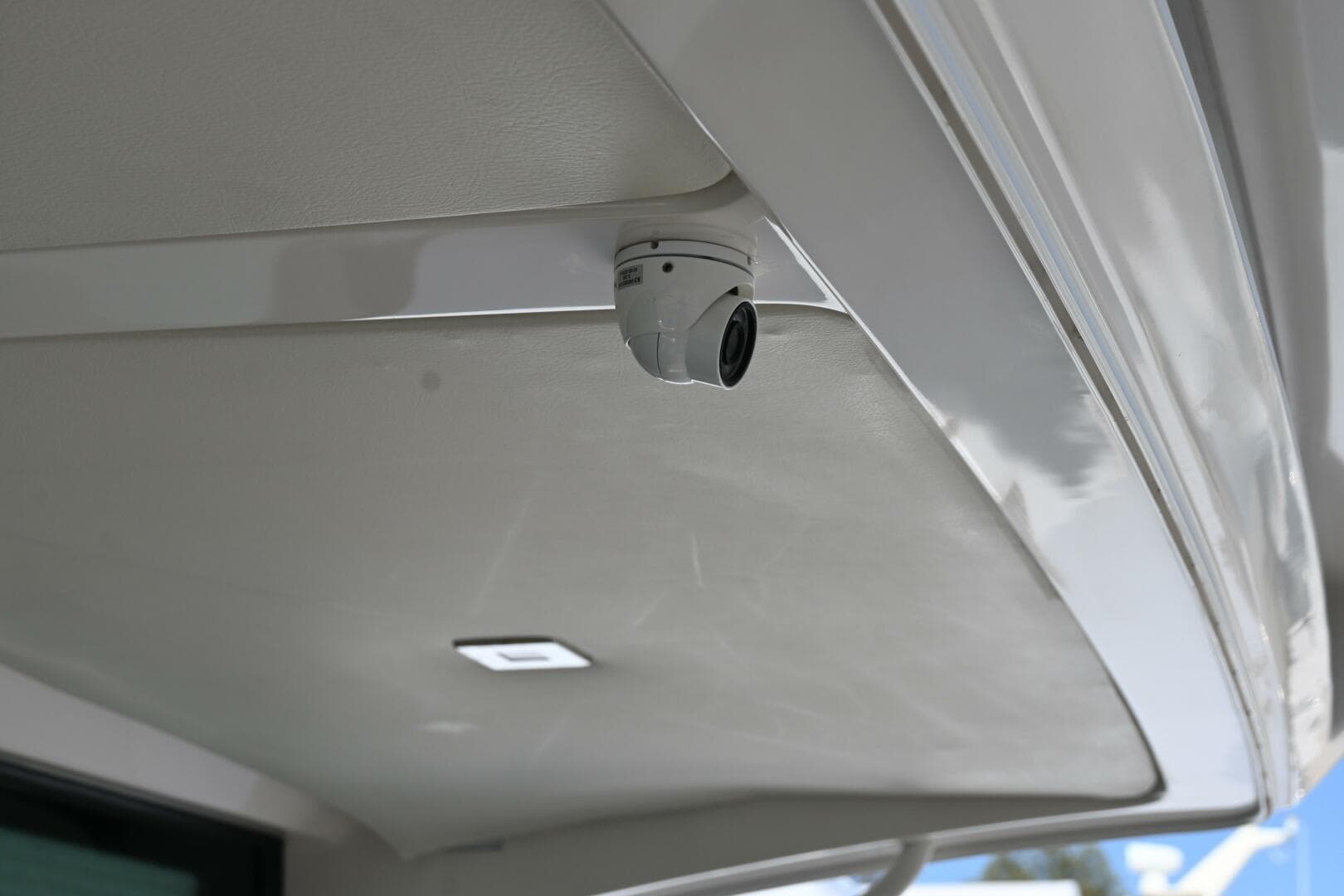 2017 Tiara Yachts 44 Coupe