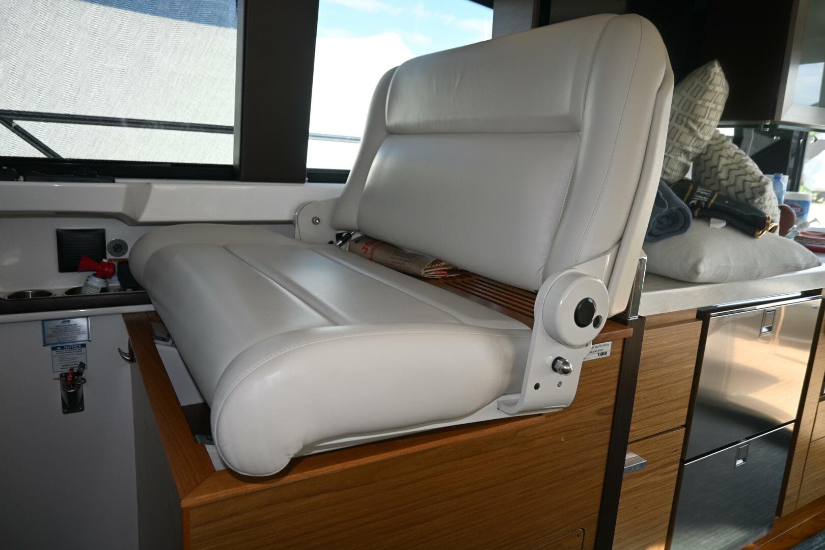 2017 Tiara Yachts 44 Coupe