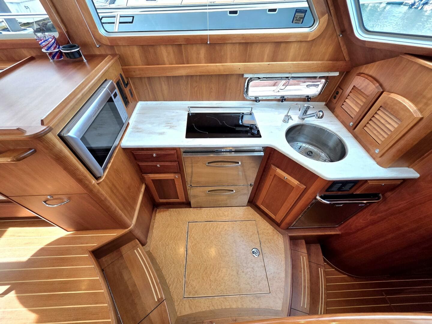 2017 Sabre 42 Salon Express