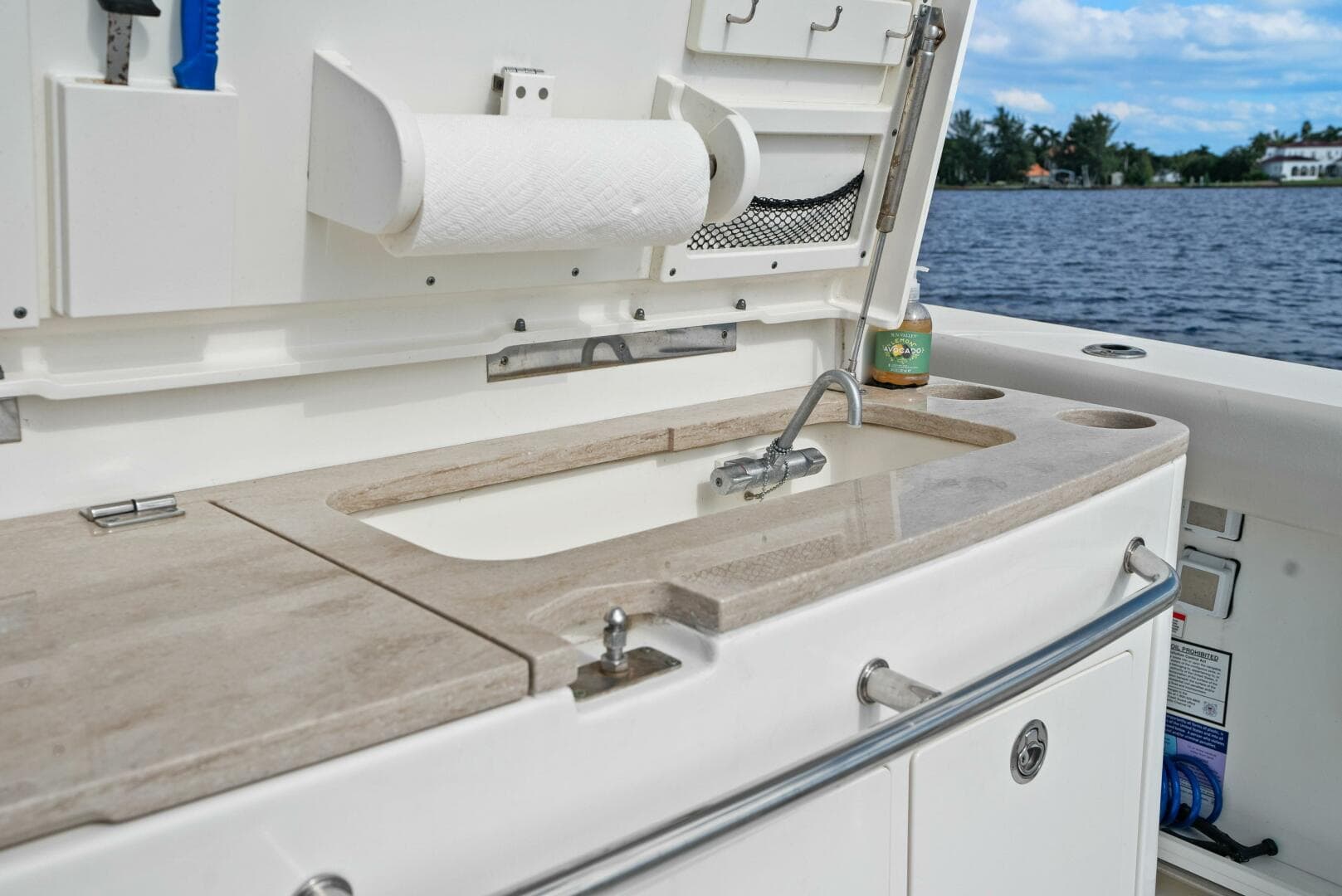 2019 Boston Whaler 380 Outrage 'Lima Kilo' - Wet Bar
