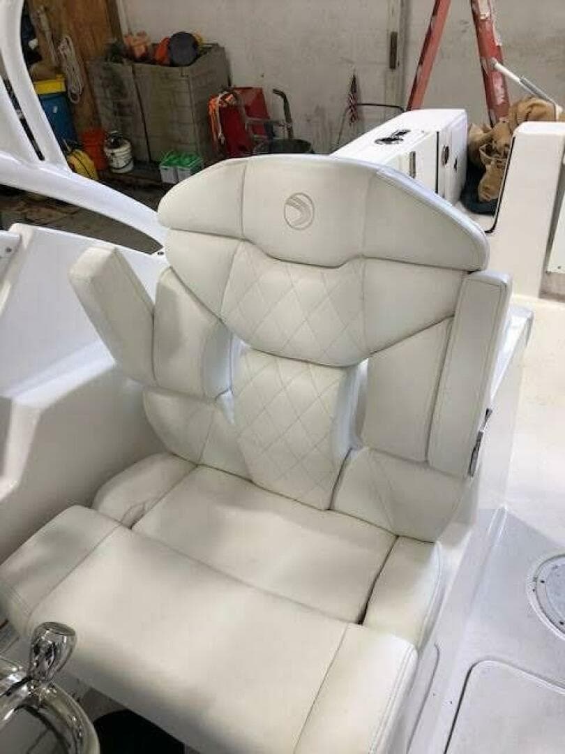 2018 Edgewater 248CX Crossover