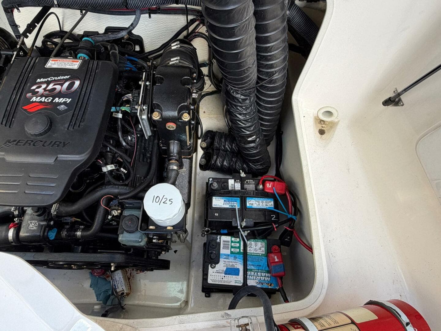 2008 Regal 2450 Cuddy