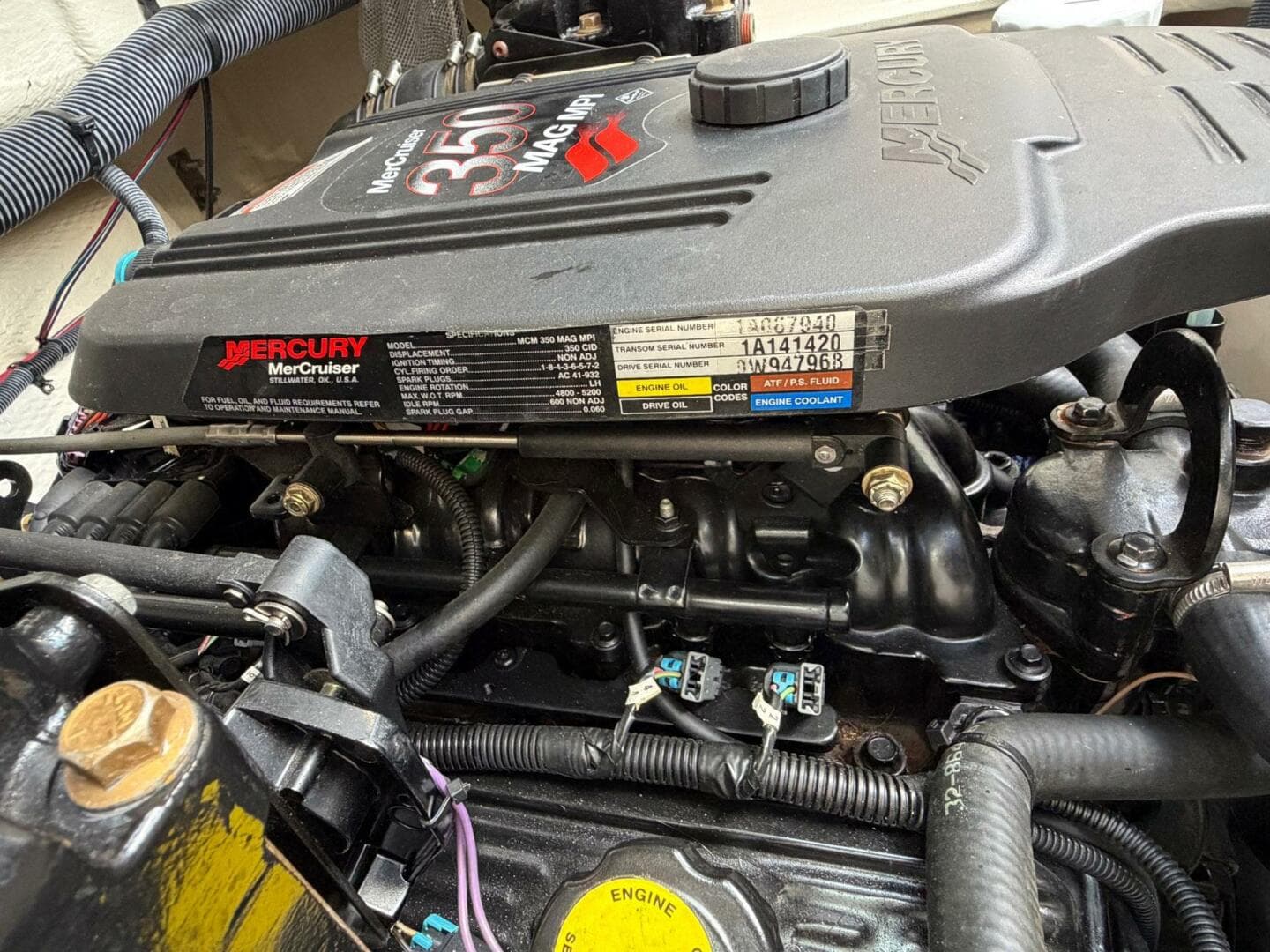 2008 Regal 2450 Cuddy