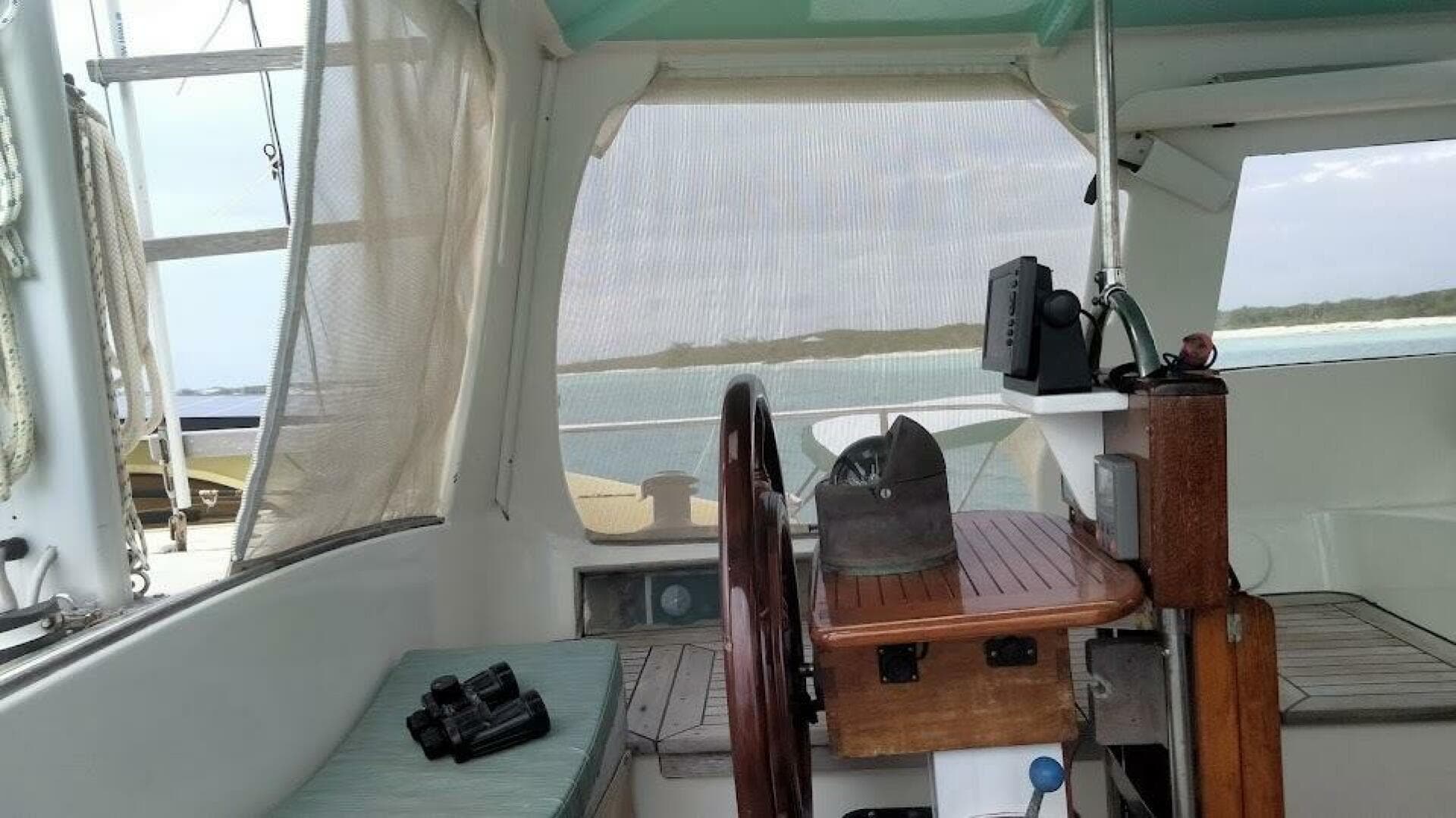 1980 Hardin Center Cockpit