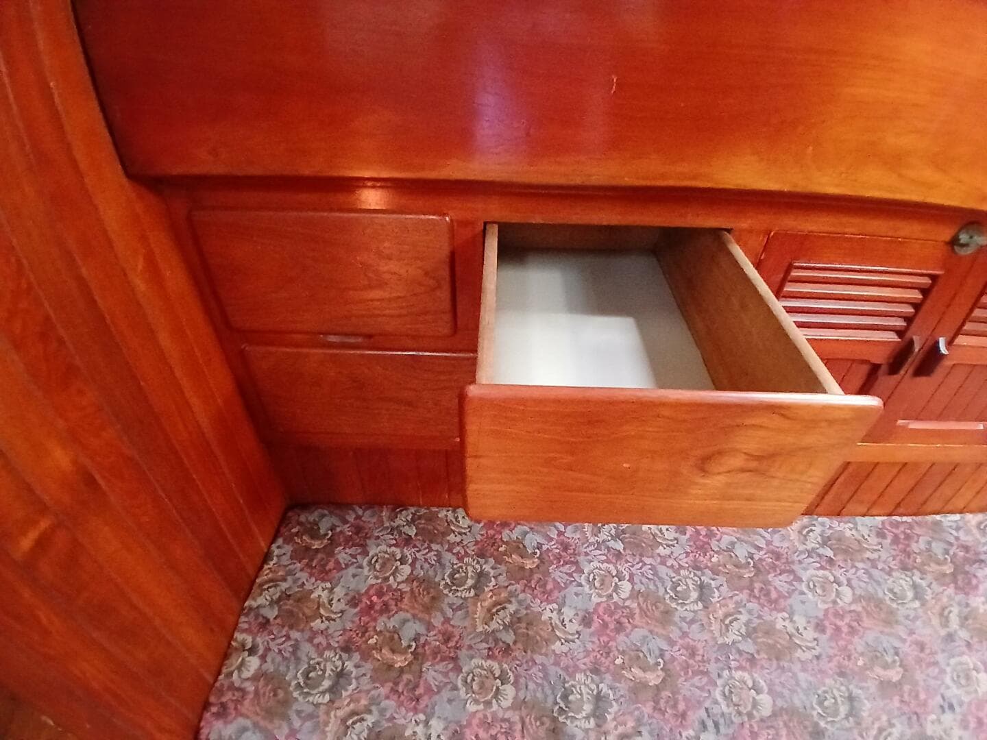 1980 Hardin Center Cockpit