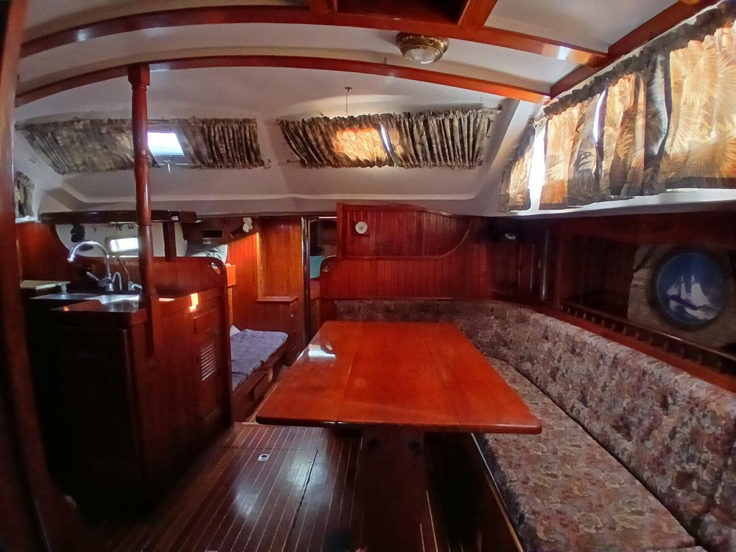 1980 Hardin Center Cockpit