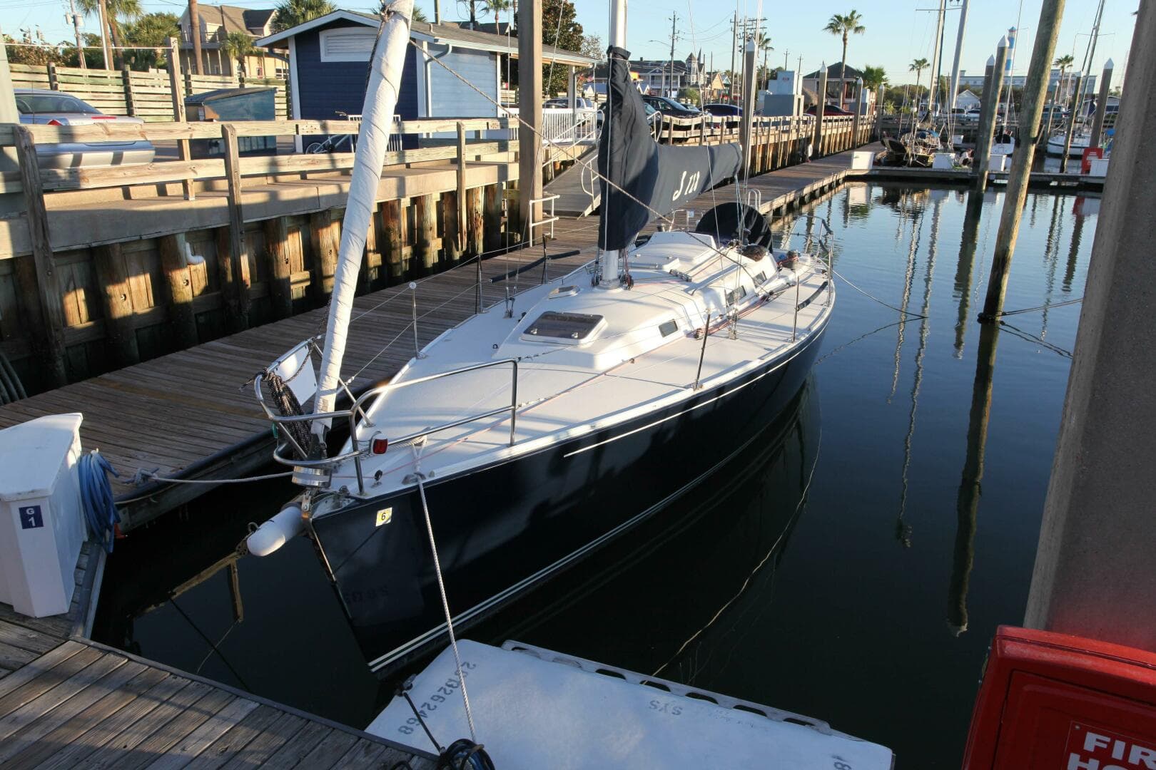 1996 J Boats 120