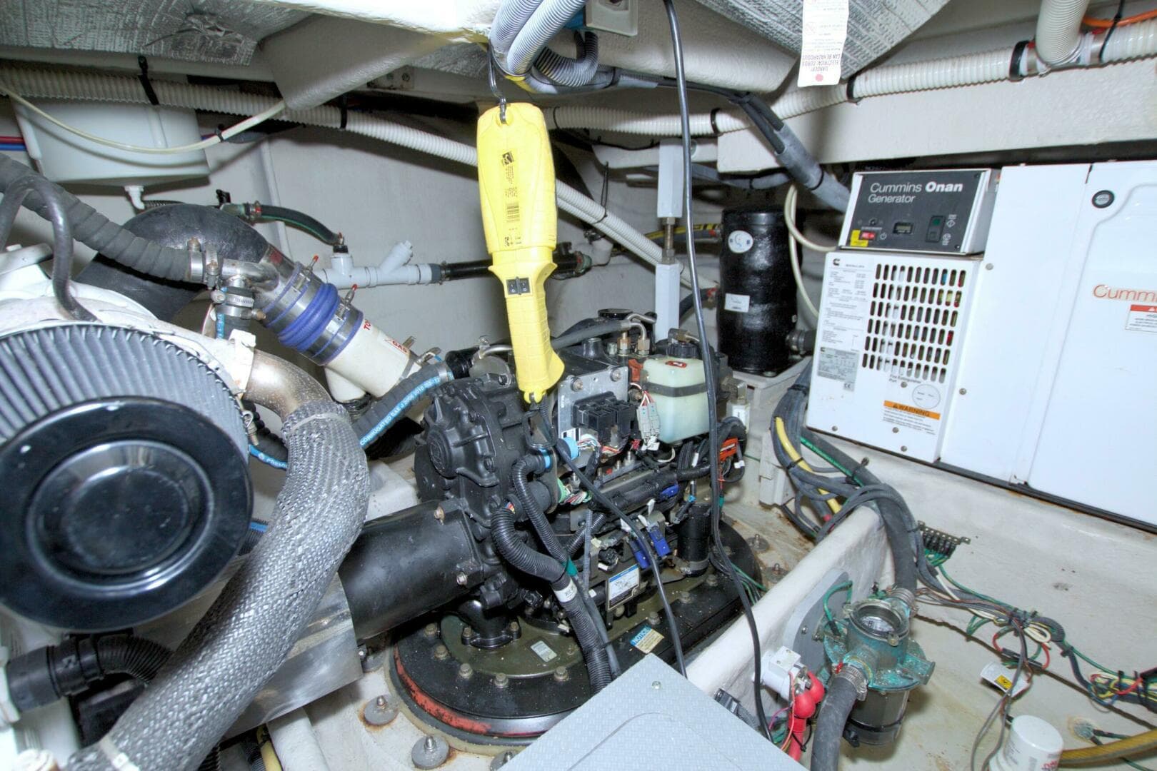 2013 Meridian 441 Sedan