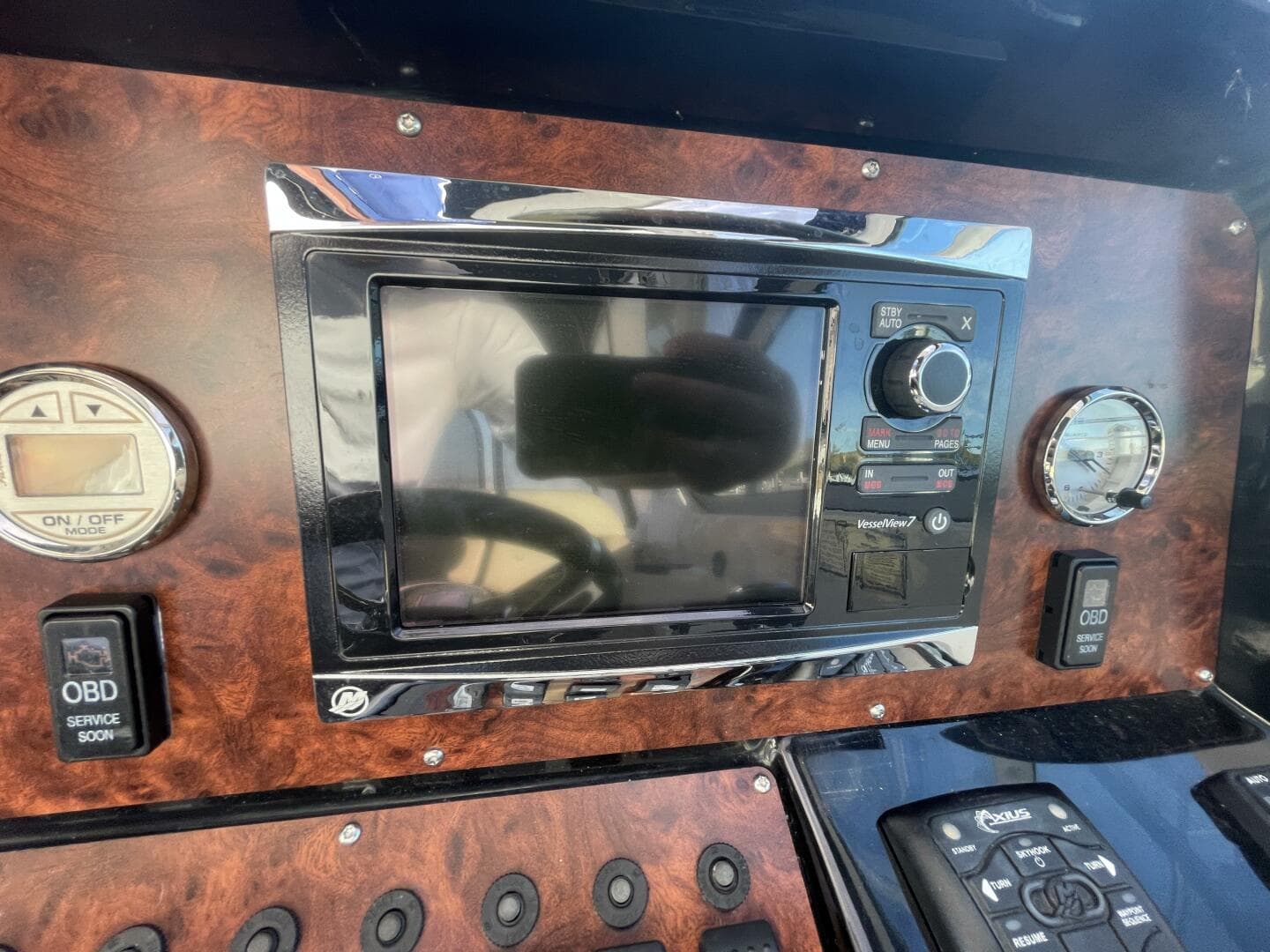 2016 Rinker 310 Express