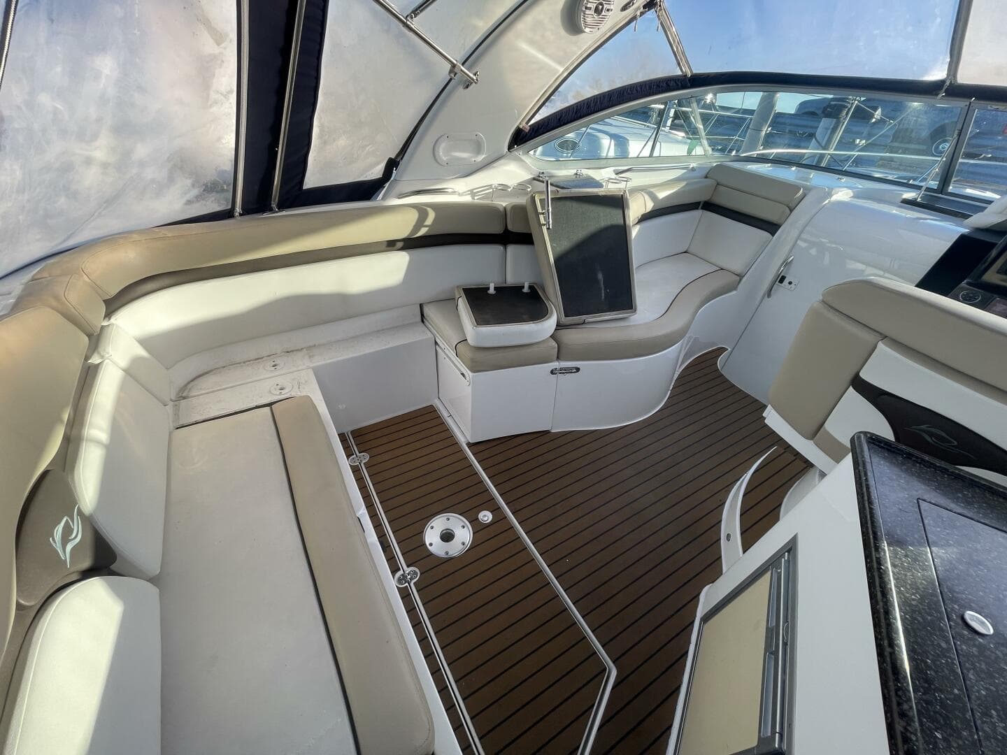 2016 Rinker 310 Express