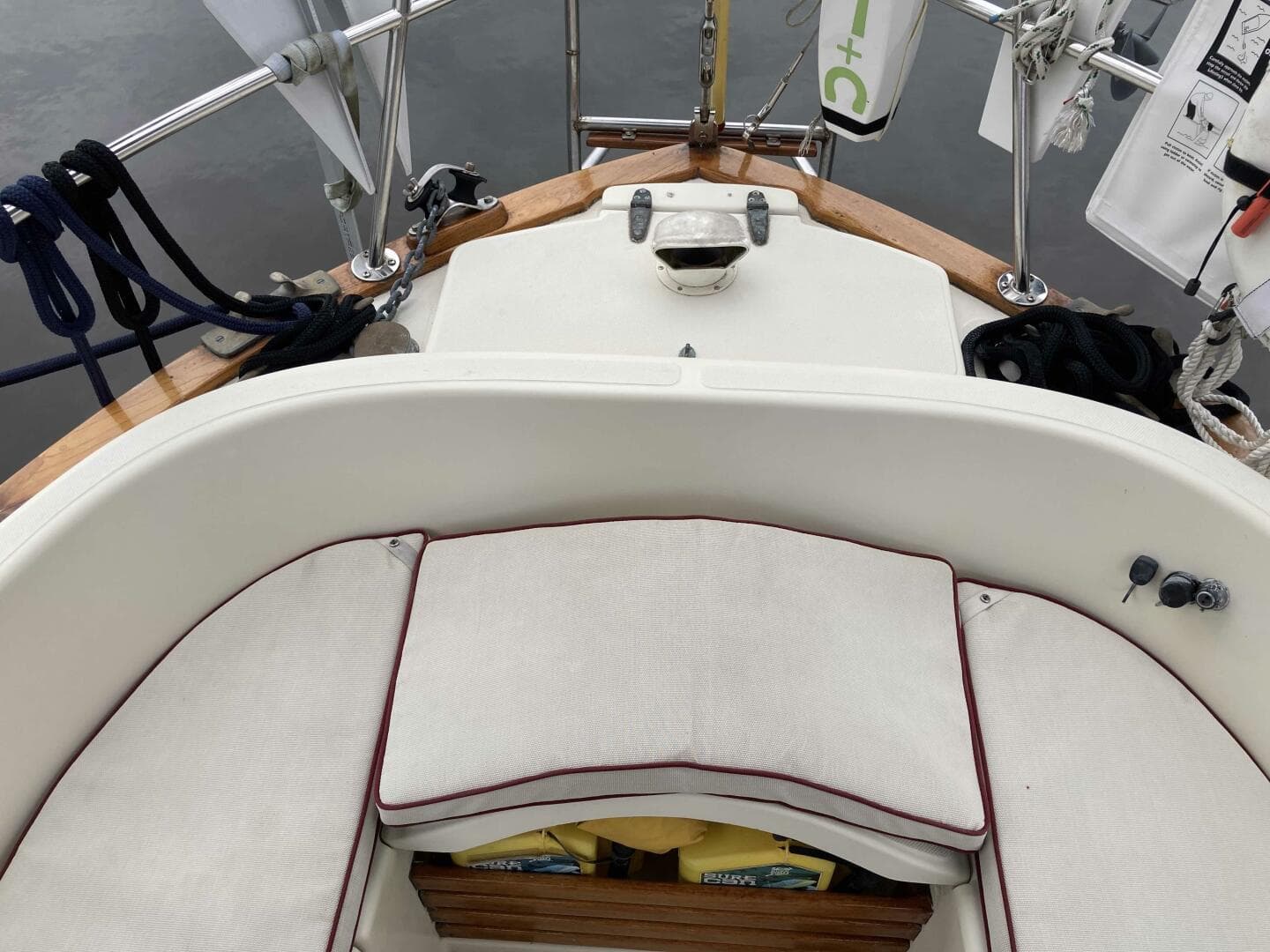 1990 Pacific Seacraft 34 Voyager