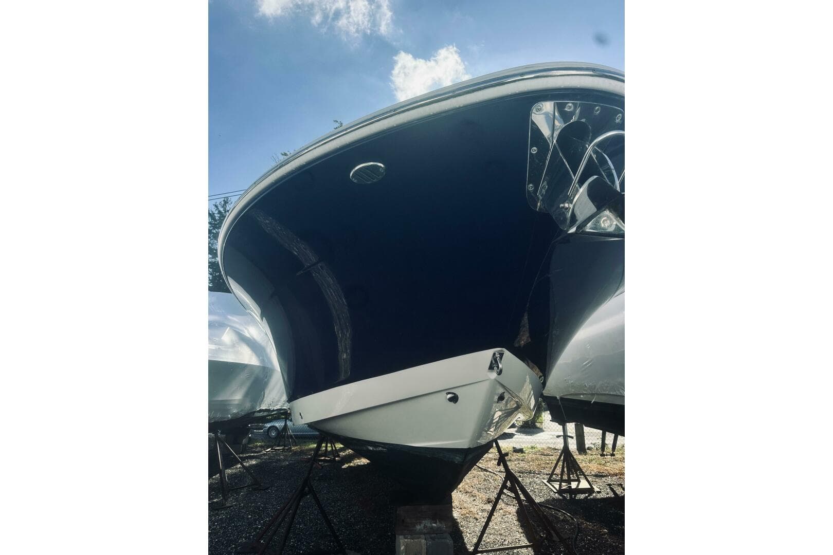 2022 Robalo R272 Center Console
