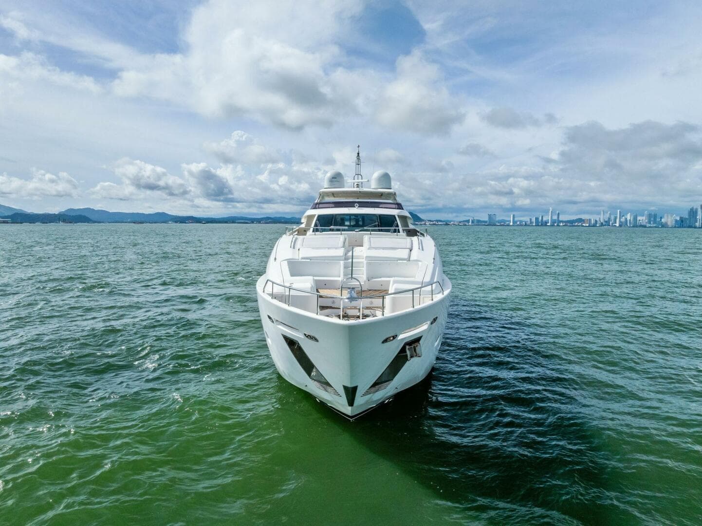 2014 Custom Line 100