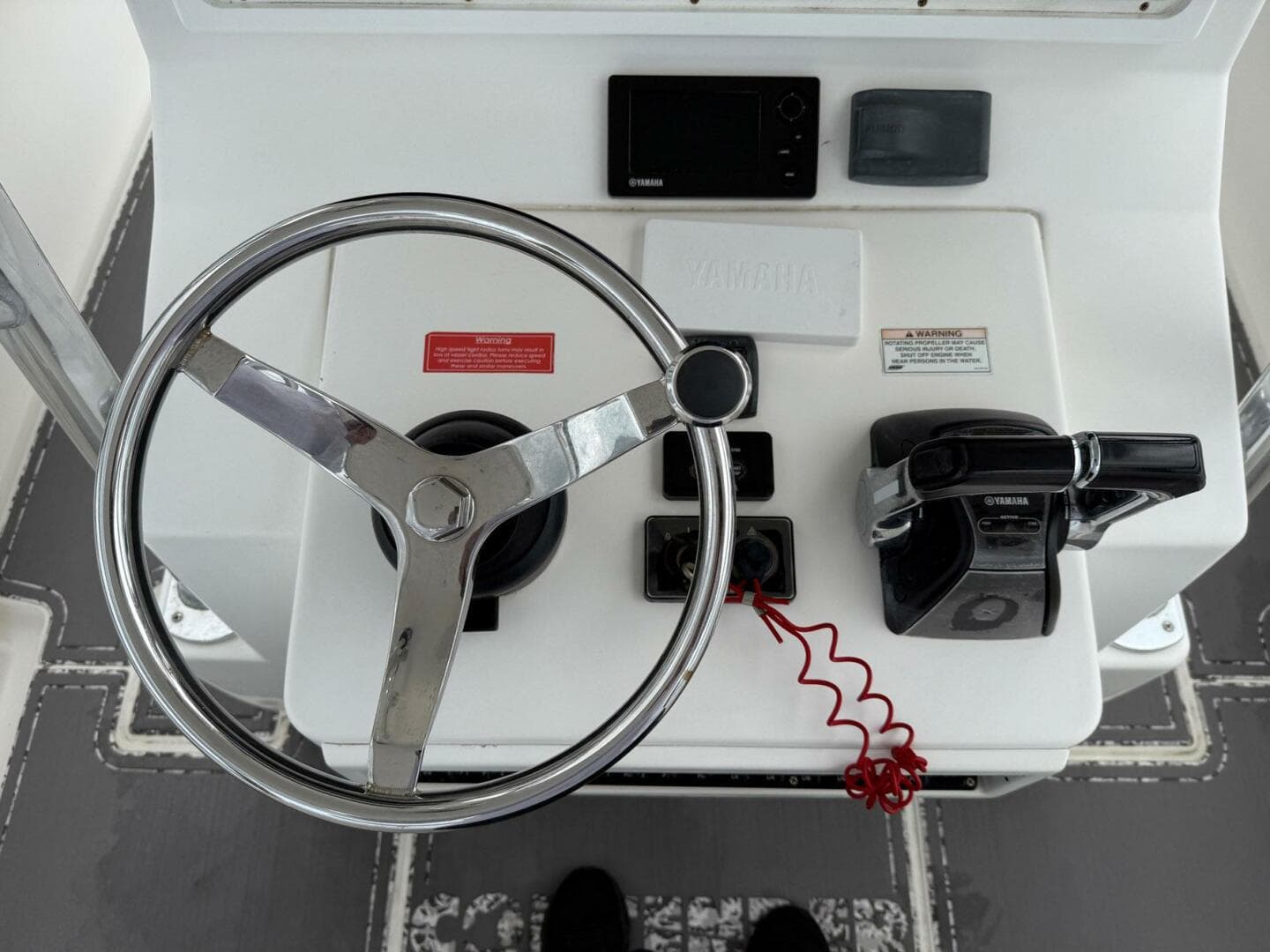 2011 Contender 32 ST