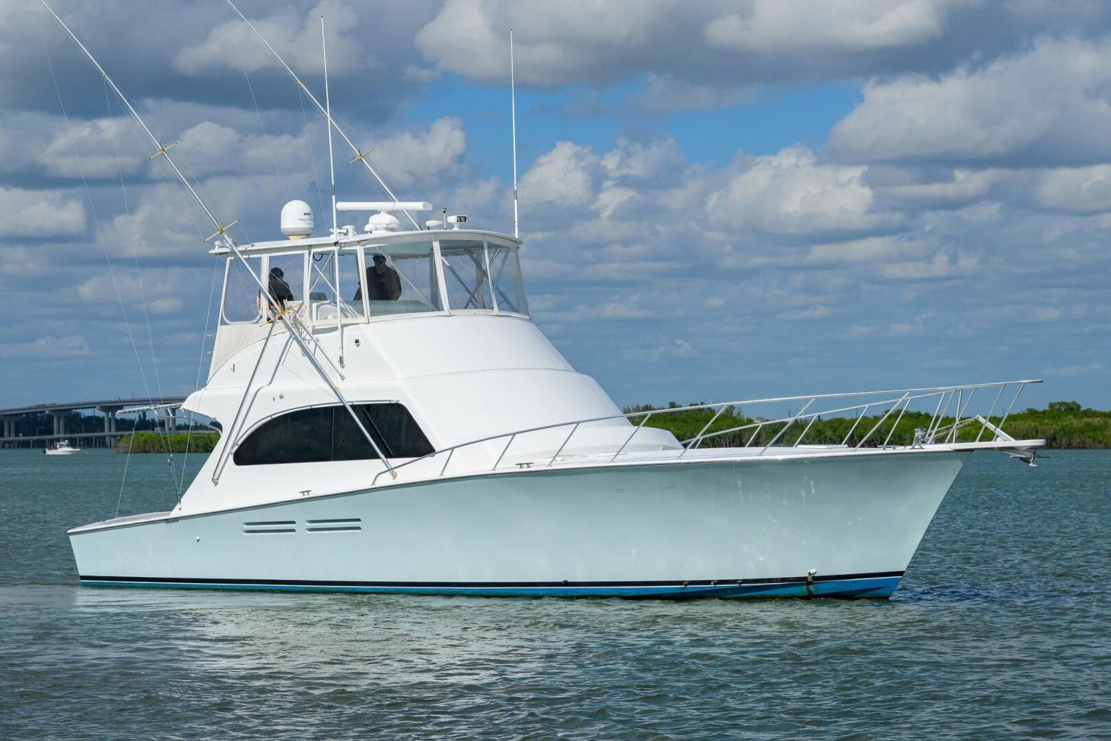 Post 50 SEANYLE - Exterior