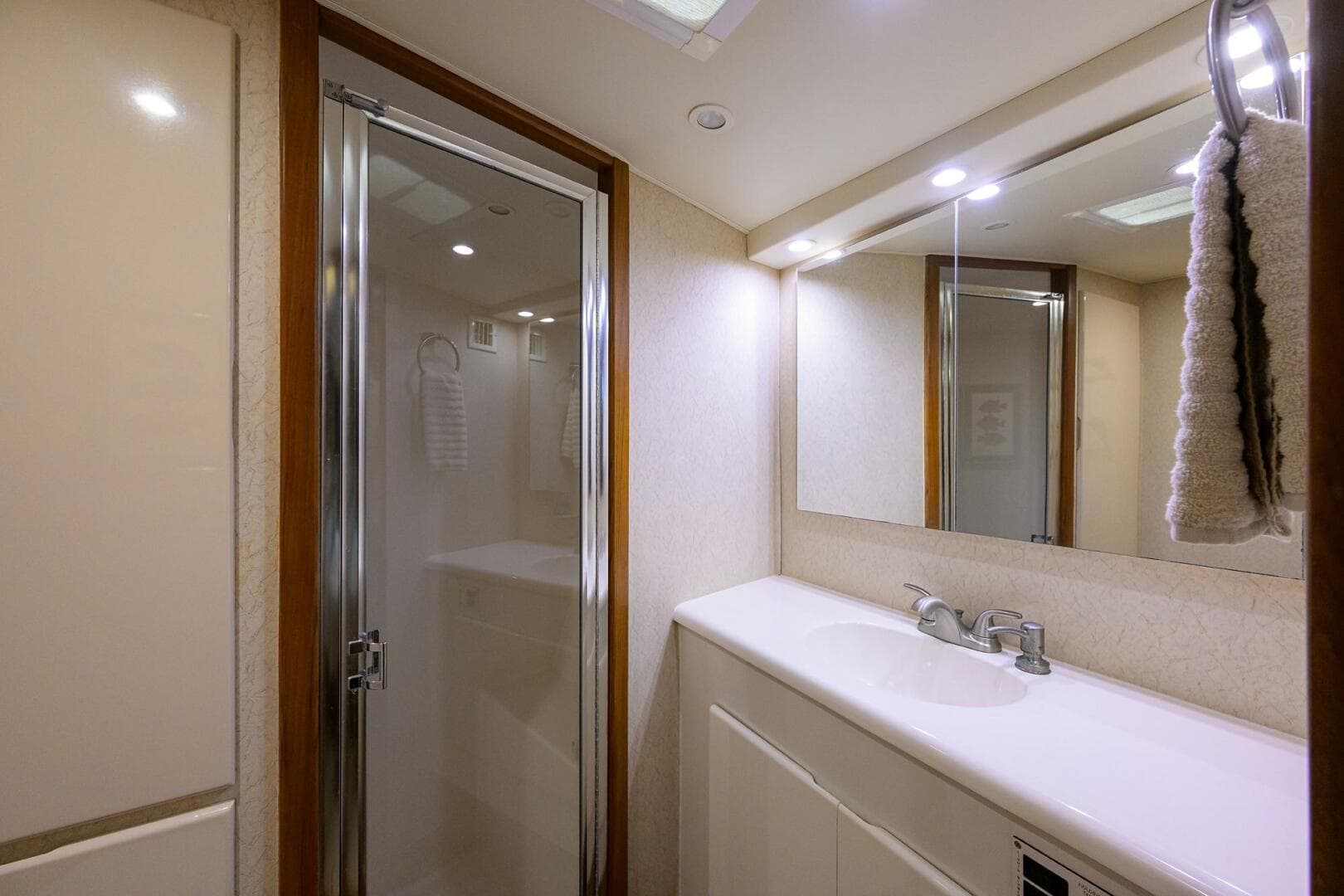 Post 50 SEANYLE - Master Ensuite Head