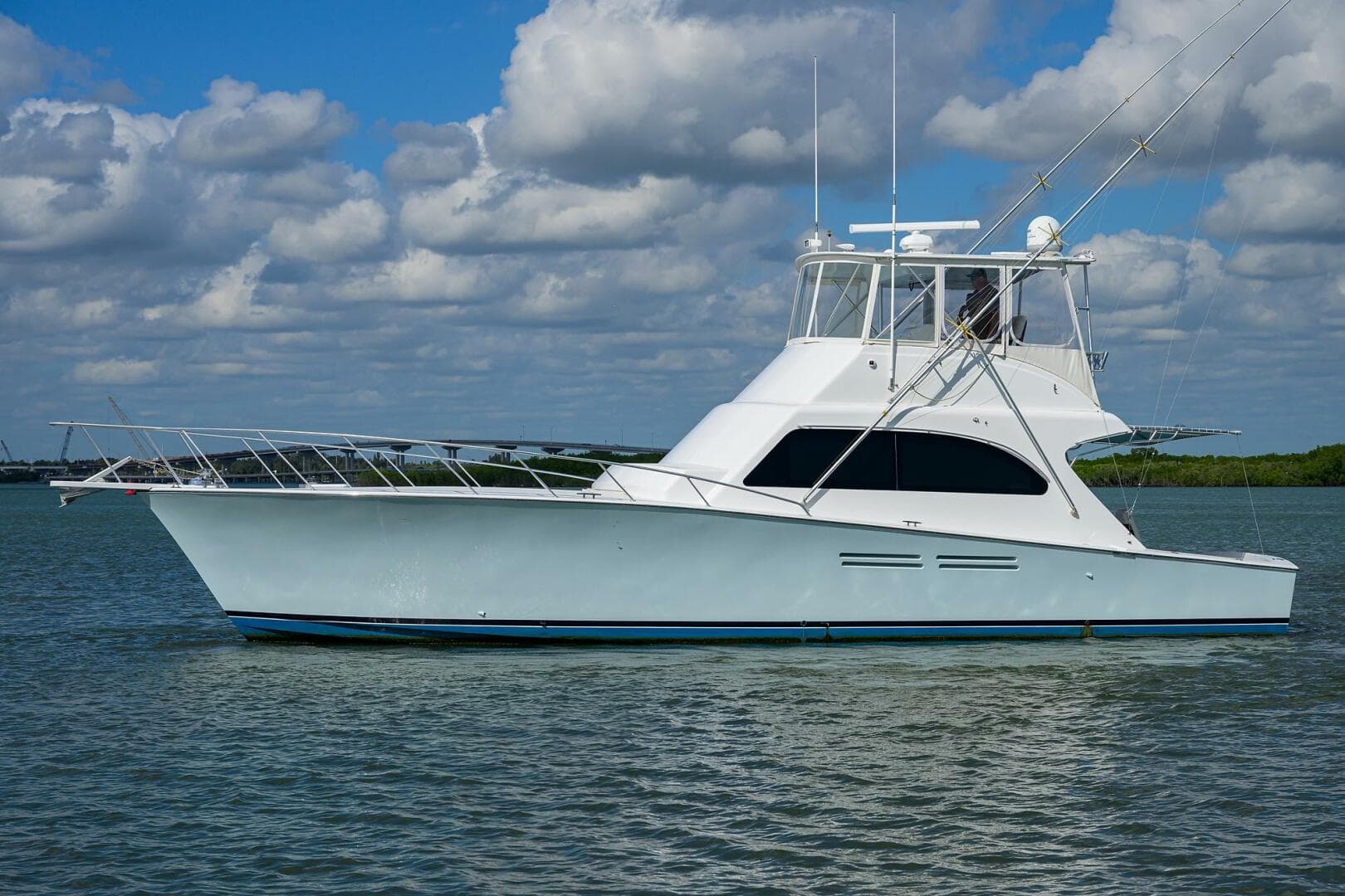 Post 50 SEANYLE - Exterior