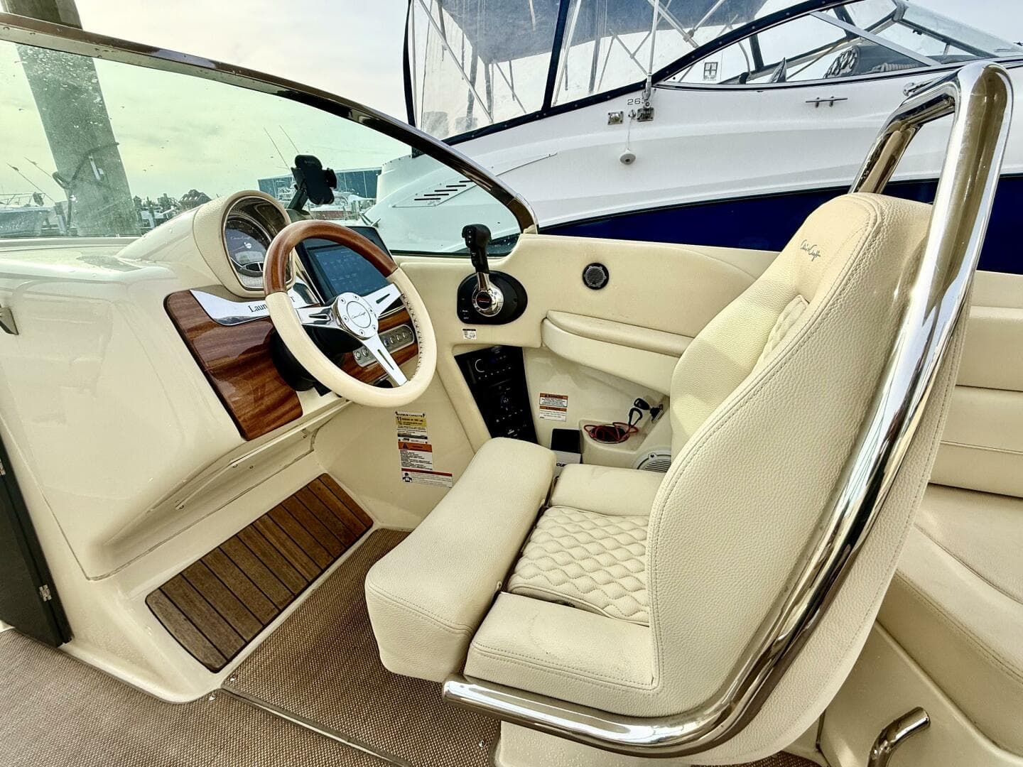 2022 Chris-Craft Launch 25 GT