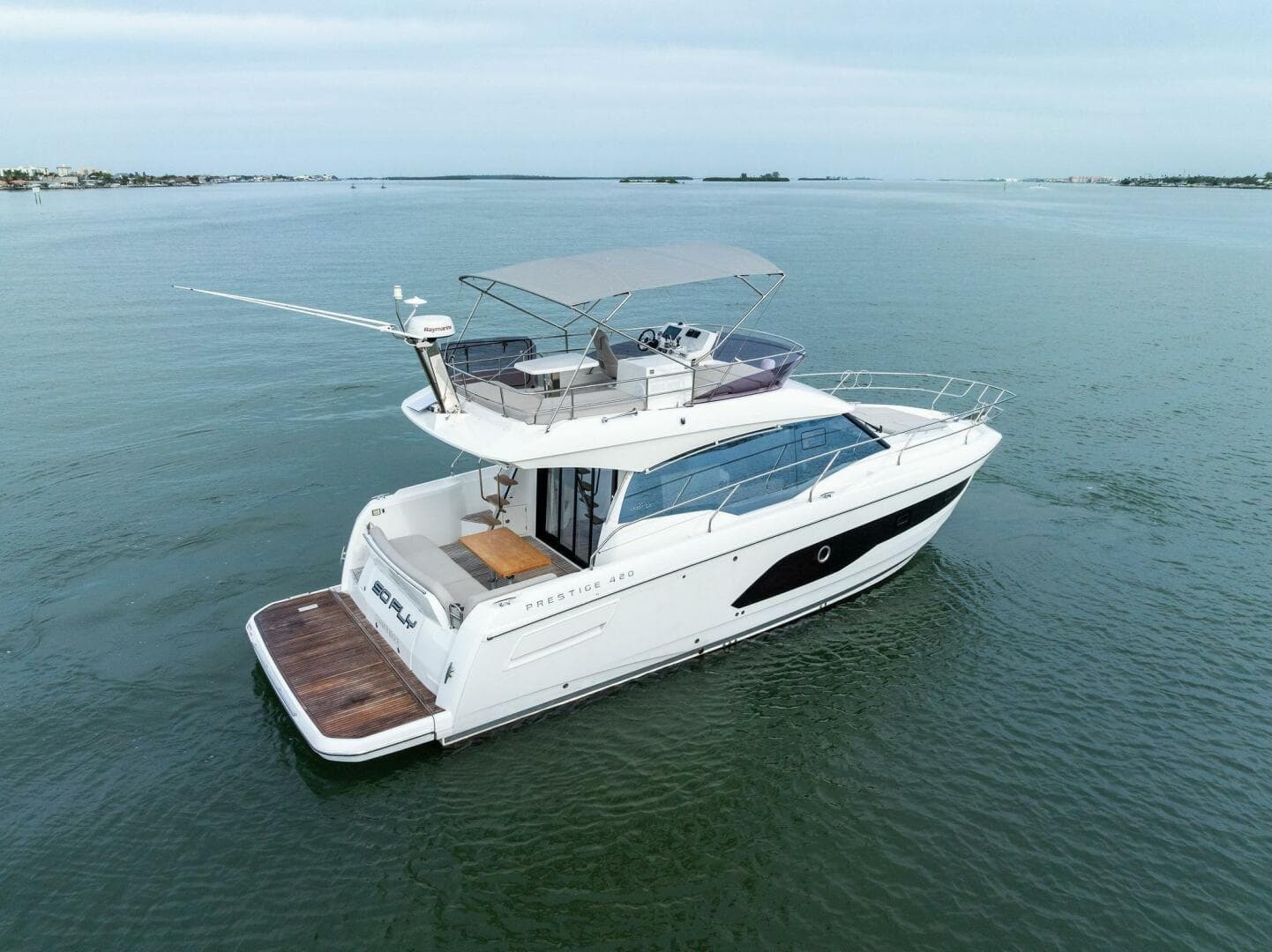 2022 Prestige 420 FLybridge SO FLY 